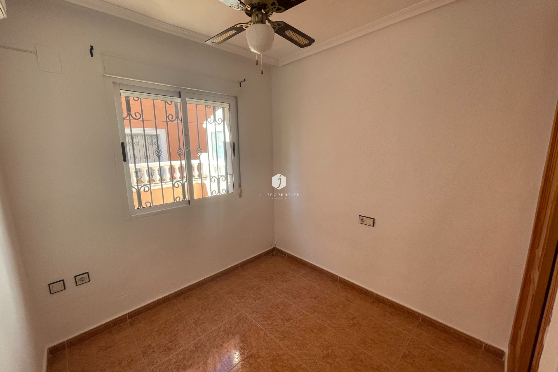 Resale - Chalet -
Los Montesinos - Costa Blanca