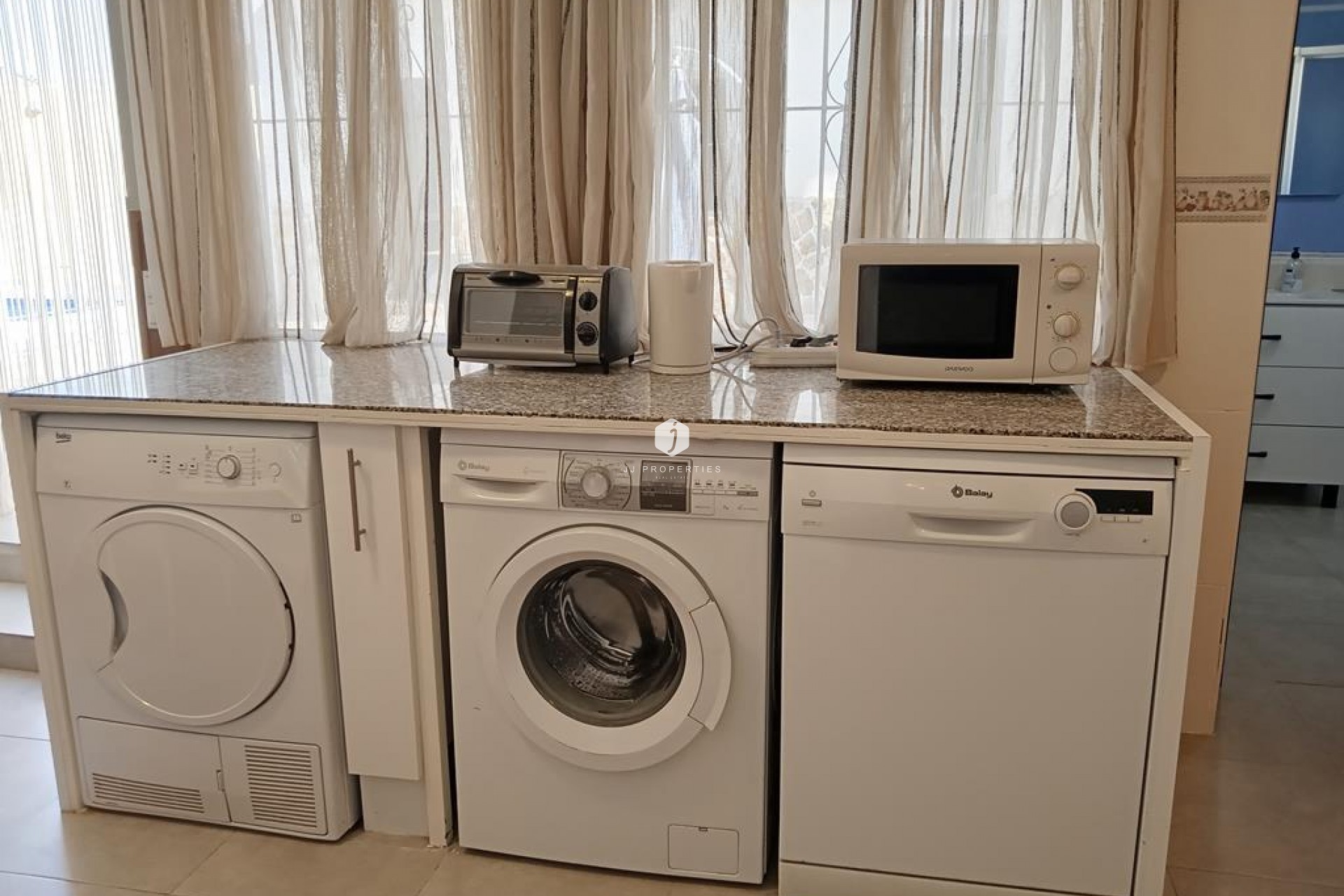 Resale - Chalet -
Los Montesinos - PUEBLO CENTRO