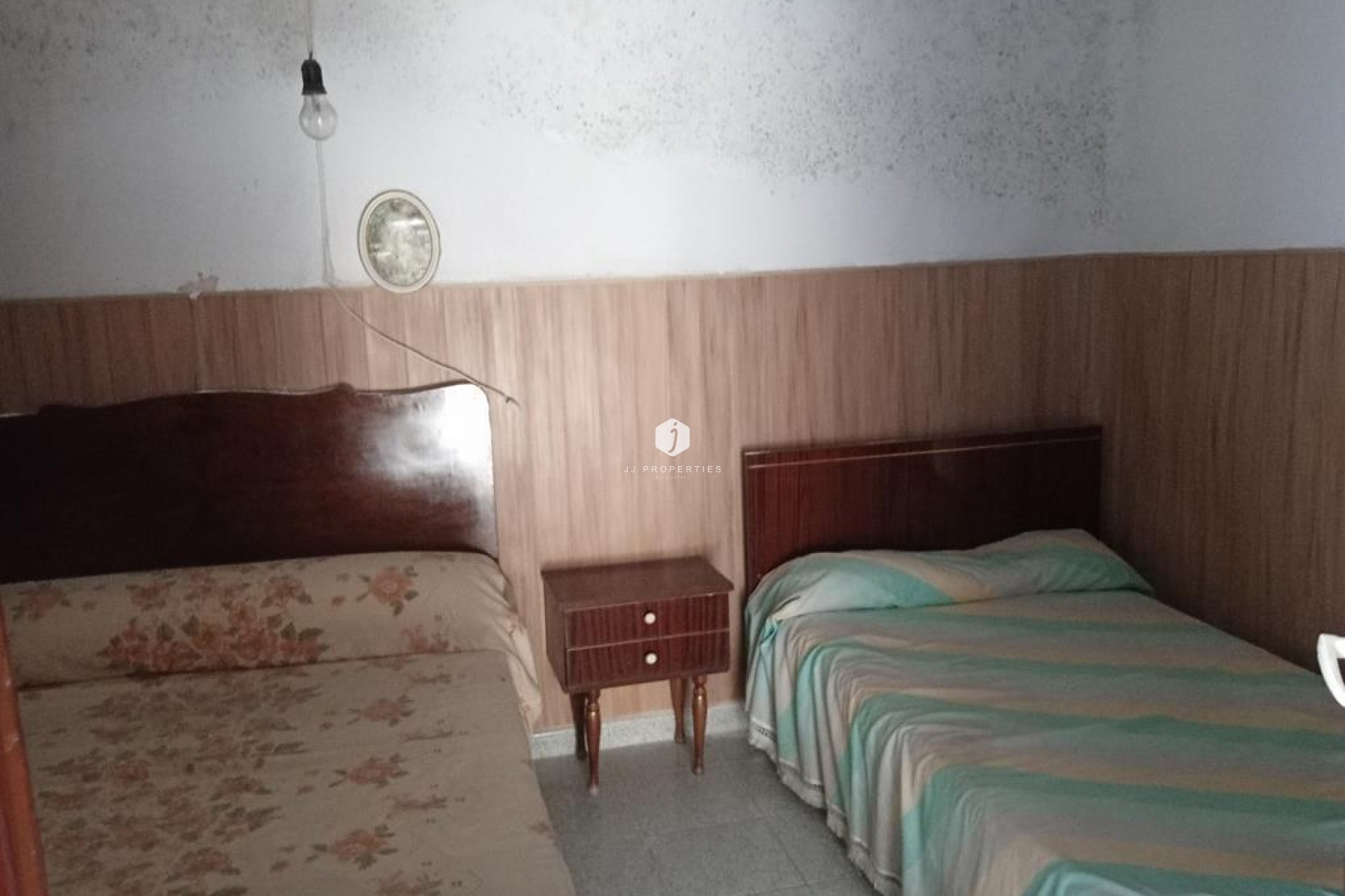 Resale - Chalet -
Los Montesinos