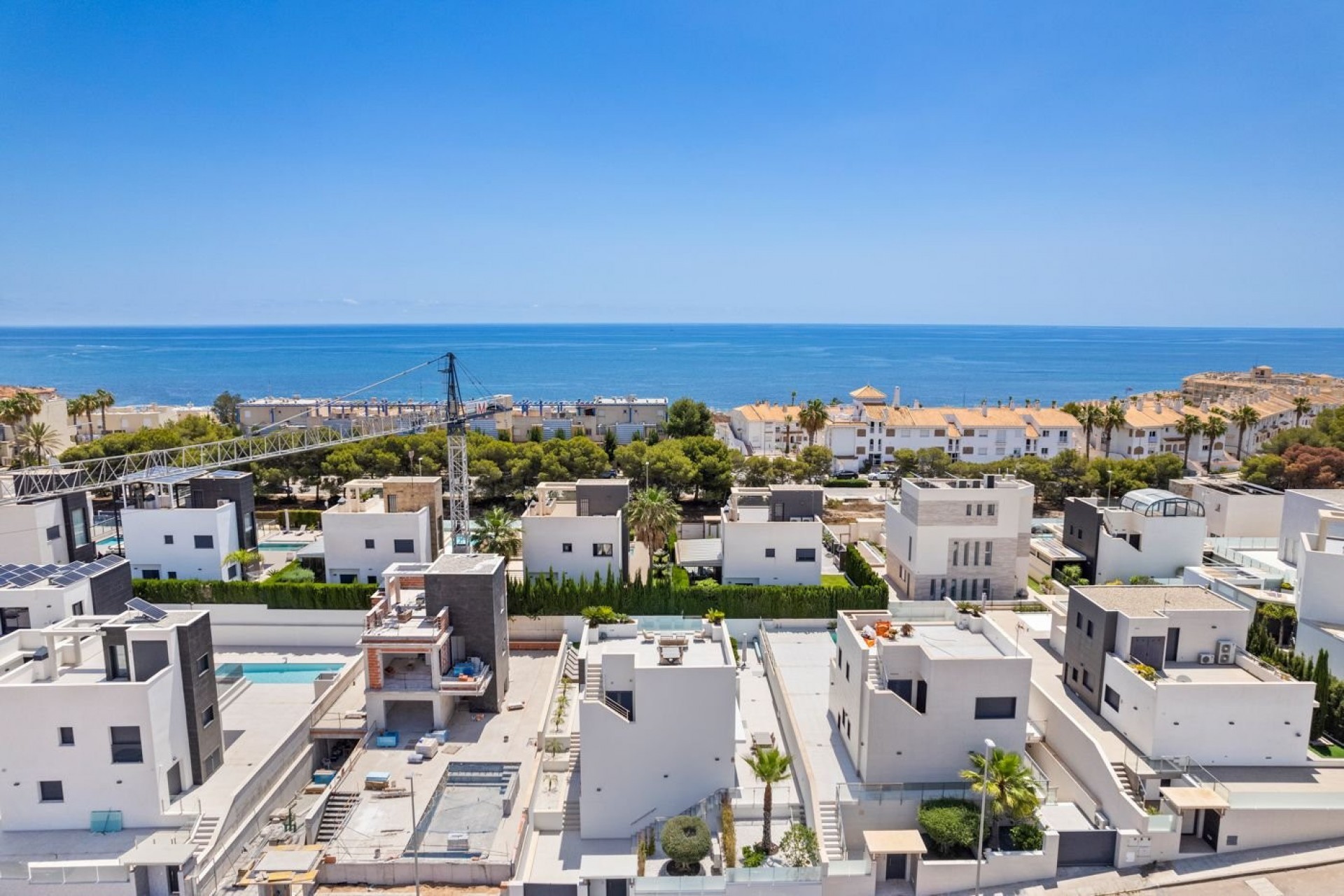 Resale - Chalet -
Orihuela Costa - Campoamor