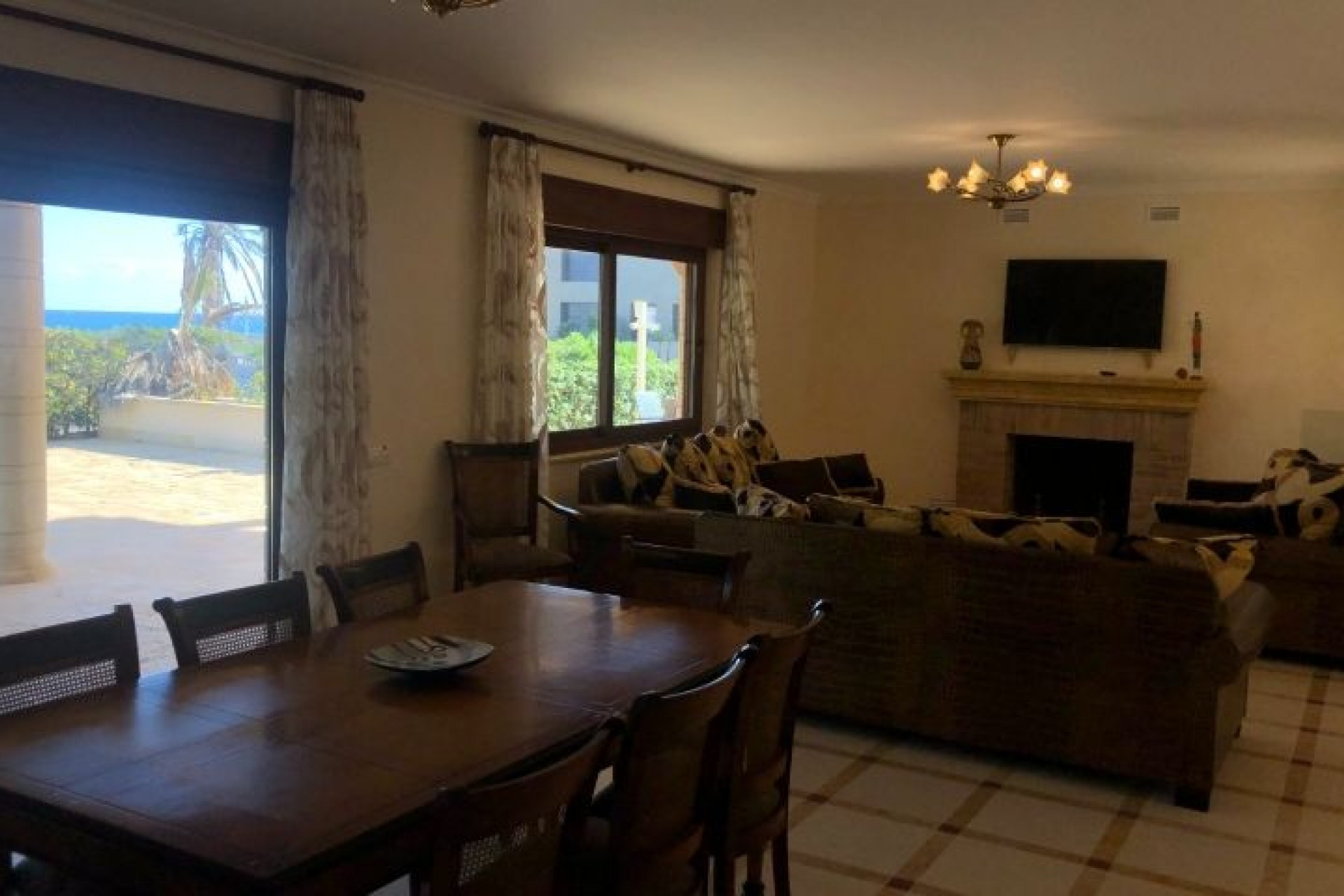 Resale - Chalet -
Orihuela Costa - Costa Blanca