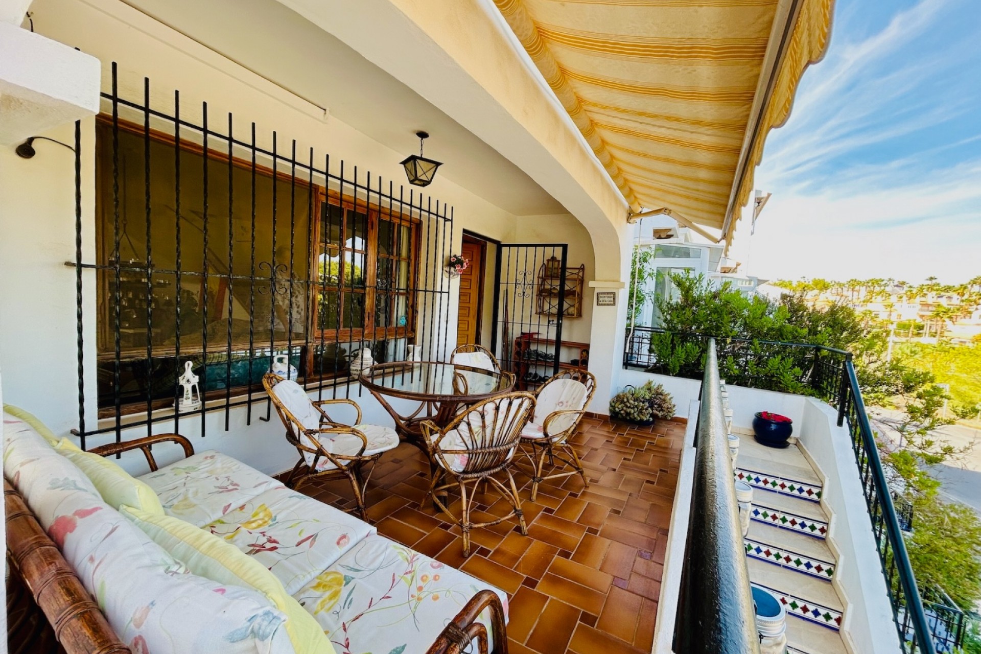 Resale - Chalet -
Orihuela Costa - Costa Blanca