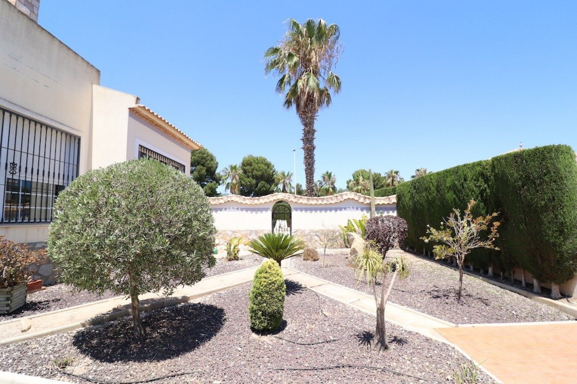 Resale - Chalet -
Orihuela Costa - Costa Blanca