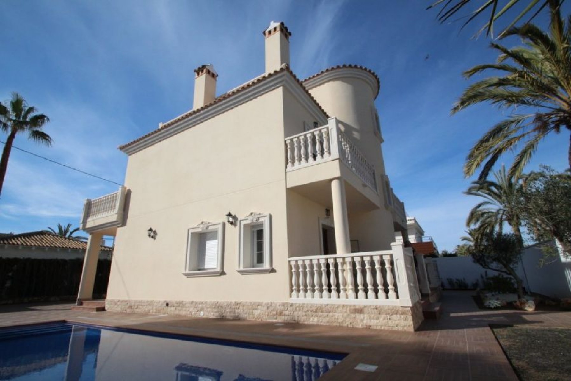 Resale - Chalet -
Orihuela Costa - Costa Blanca