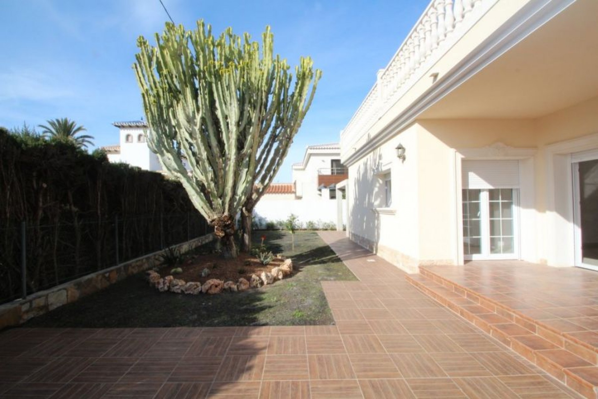 Resale - Chalet -
Orihuela Costa - Costa Blanca