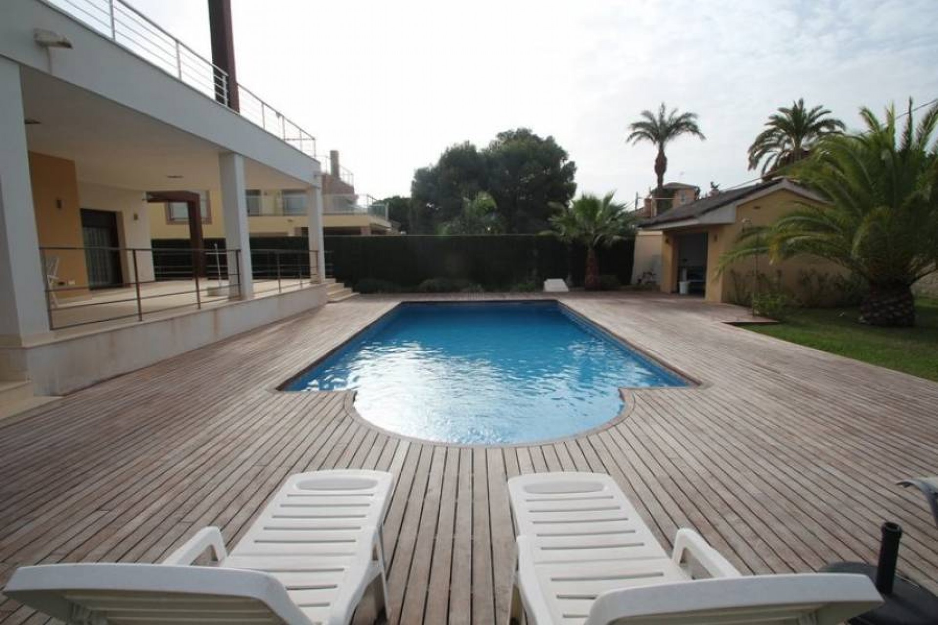 Resale - Chalet -
Orihuela Costa - Costa Blanca