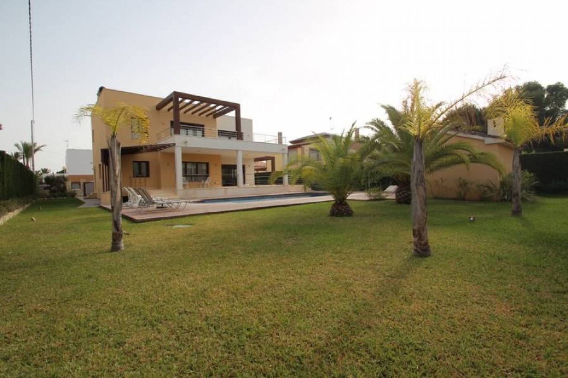 Resale - Chalet -
Orihuela Costa - Costa Blanca