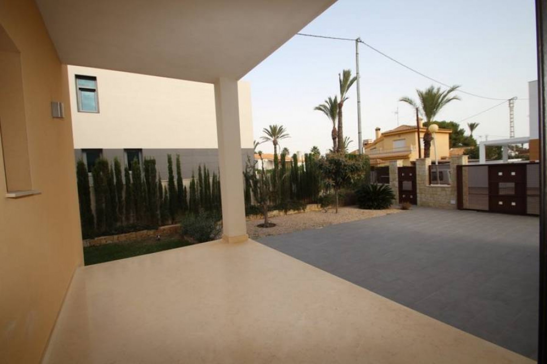 Resale - Chalet -
Orihuela Costa - Costa Blanca