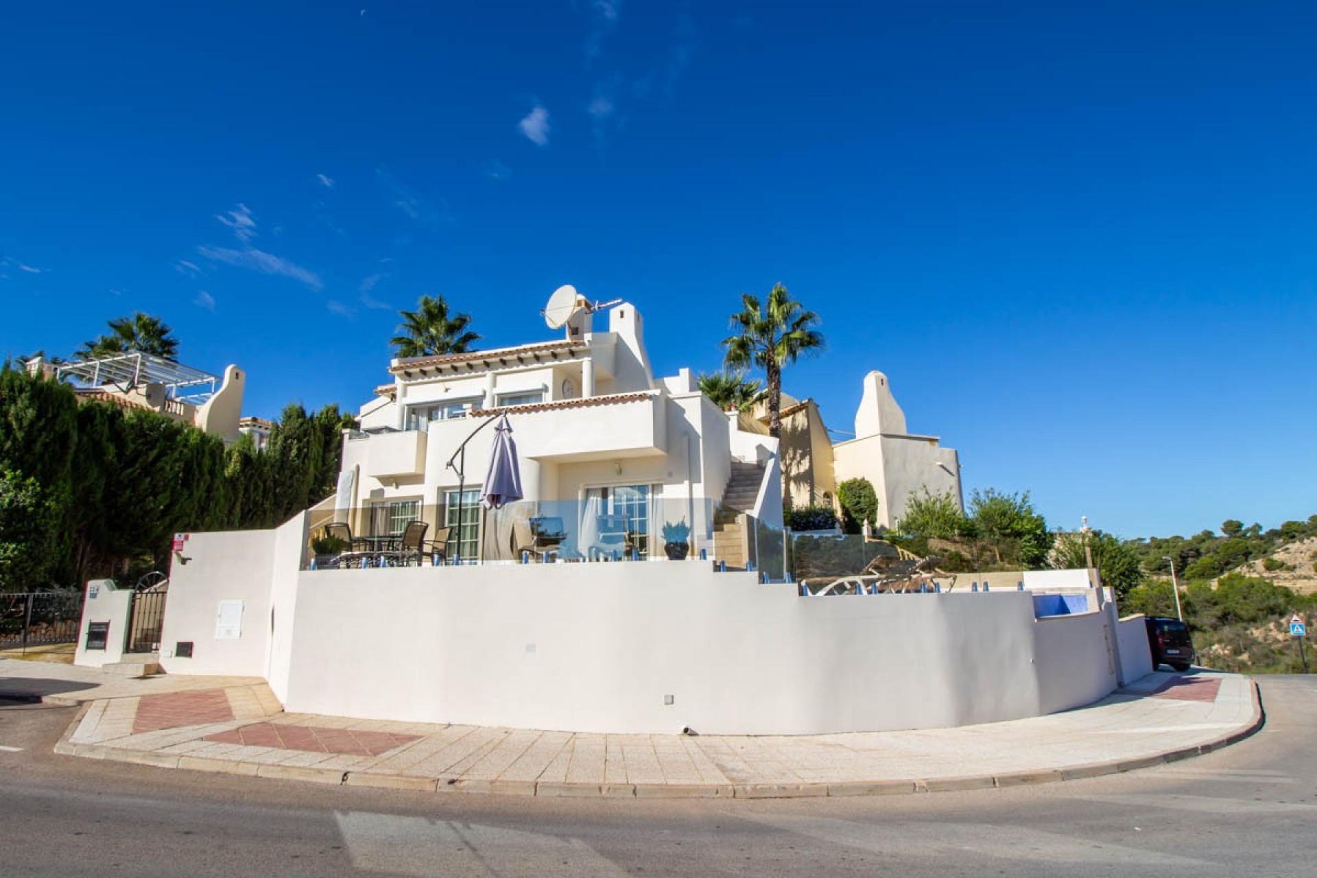 Resale - Chalet -
Orihuela Costa - Costa Blanca