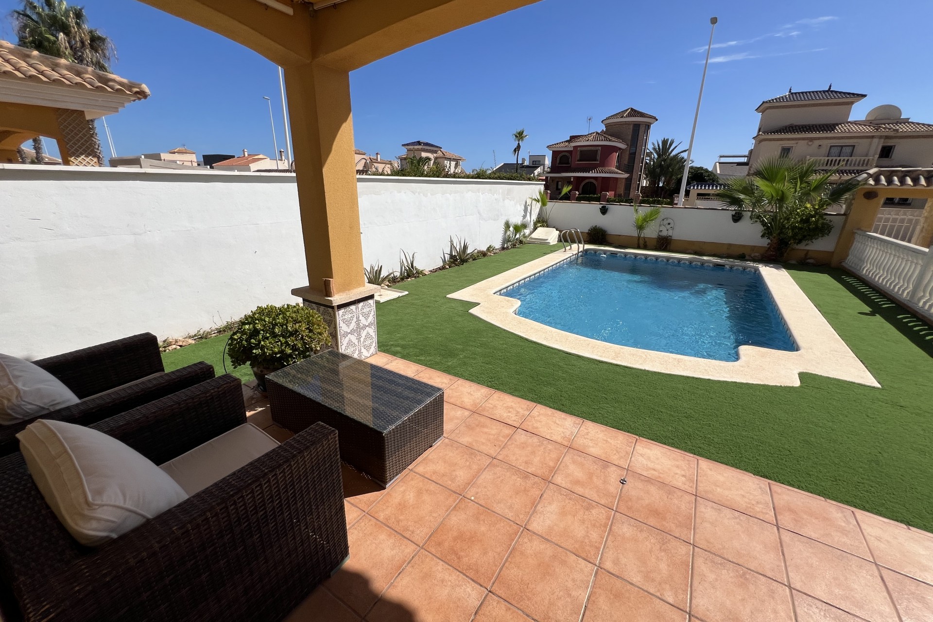 Resale - Chalet -
Orihuela Costa - Costa Blanca