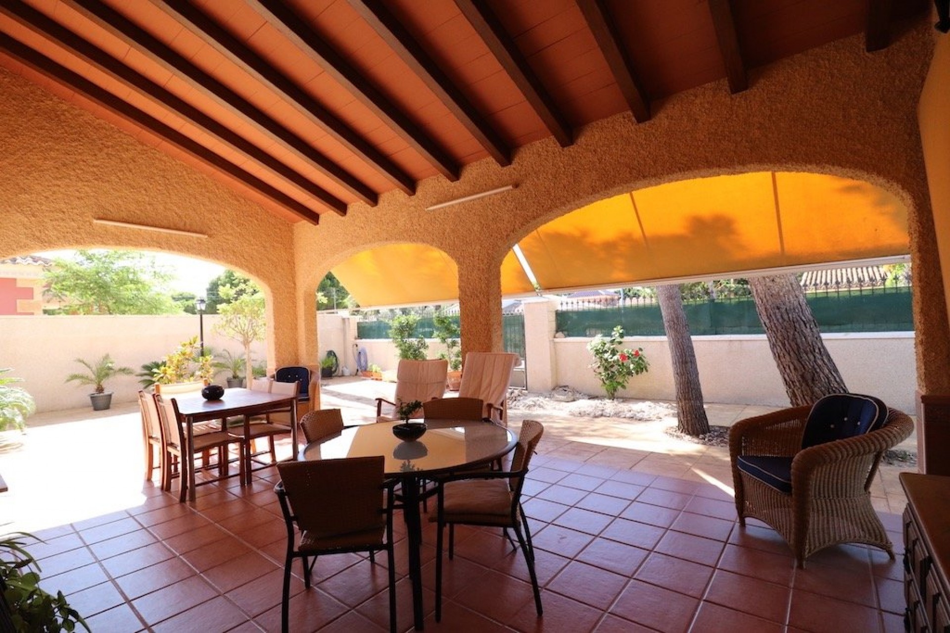 Resale - Chalet -
Orihuela Costa - Costa Blanca