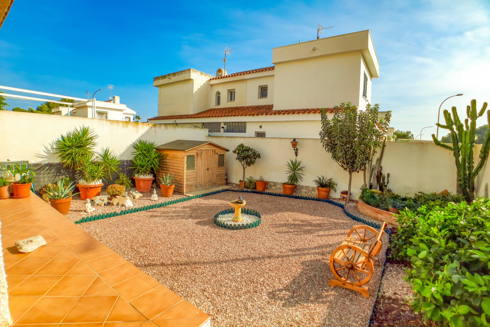 Resale - Chalet -
Orihuela Costa - Costa Blanca