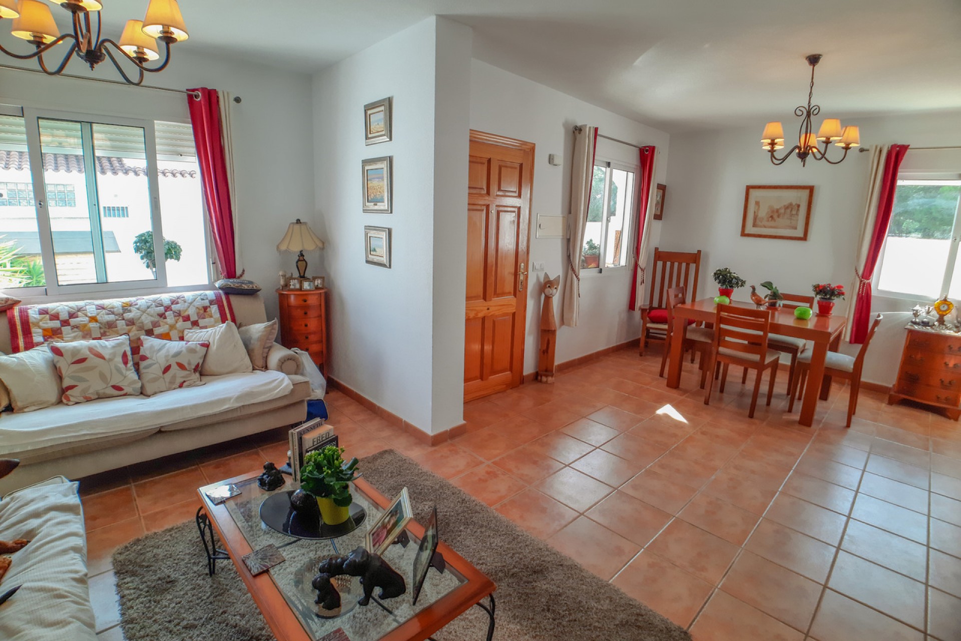 Resale - Chalet -
Orihuela Costa - Costa Blanca