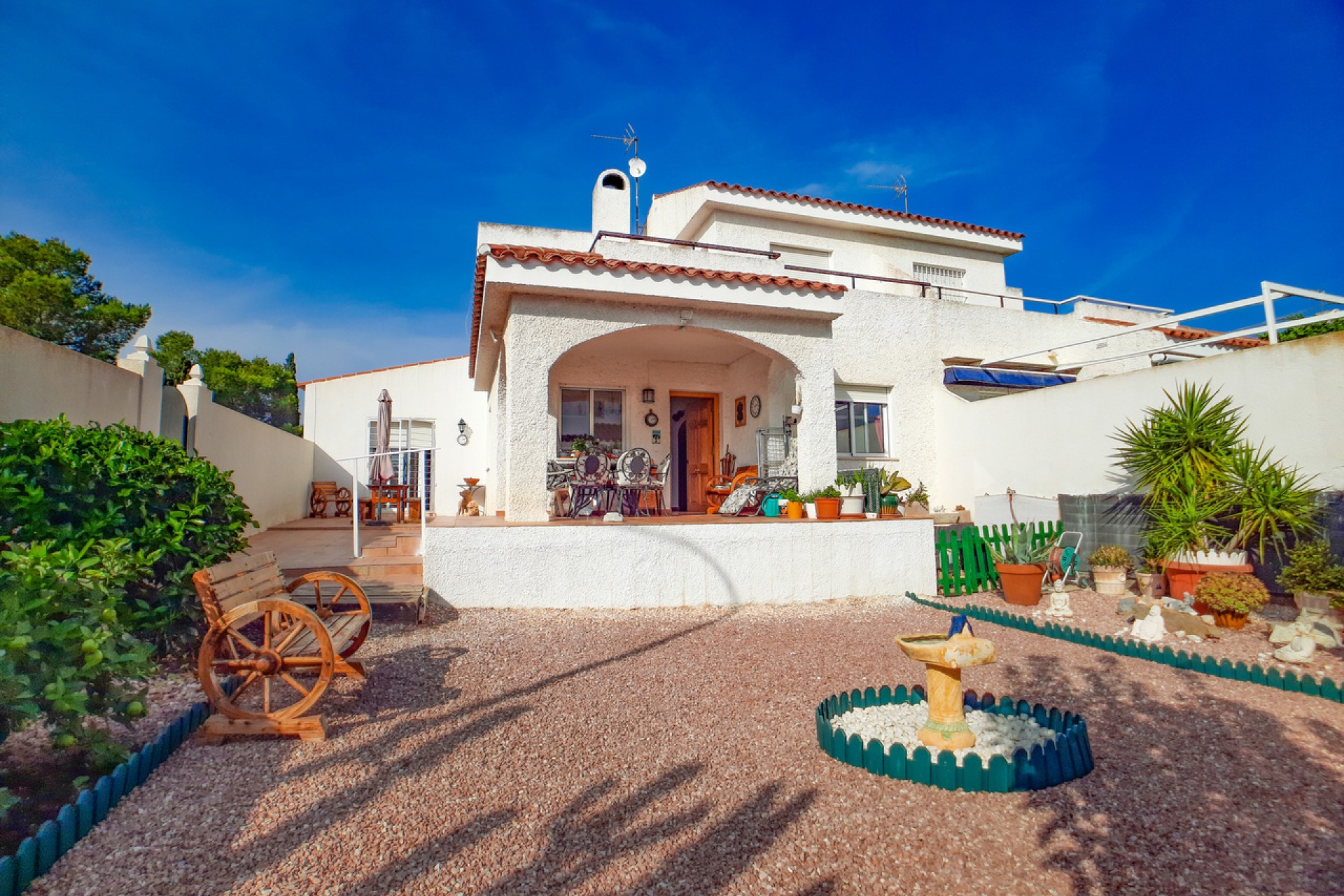 Resale - Chalet -
Orihuela Costa - Costa Blanca