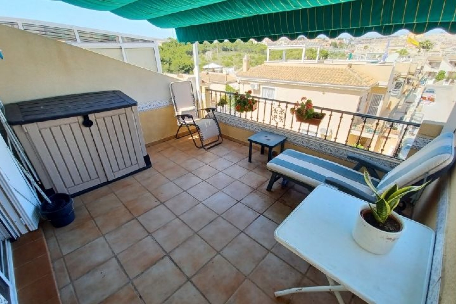 Resale - Chalet -
Orihuela Costa - Costa Blanca