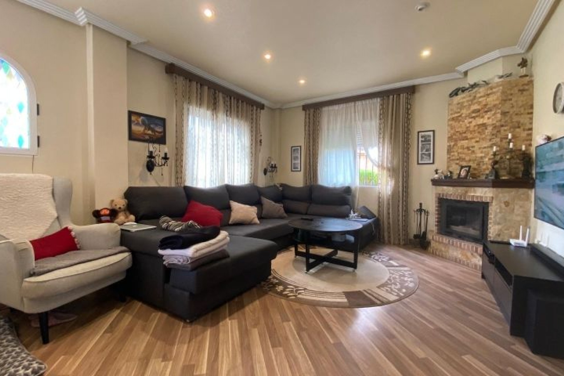 Resale - Chalet -
Orihuela Costa - Costa Blanca