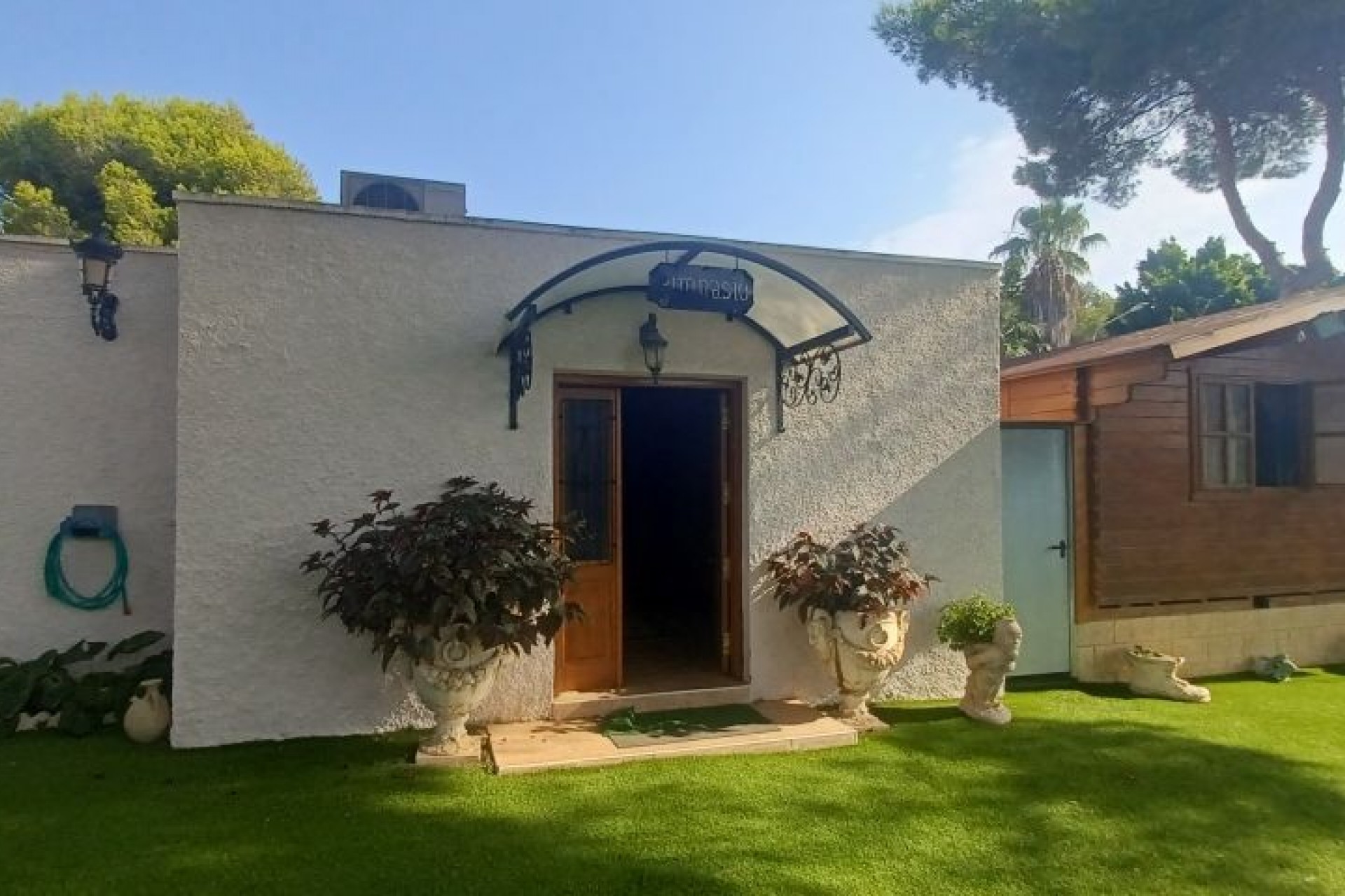 Resale - Chalet -
Orihuela Costa - Costa Blanca