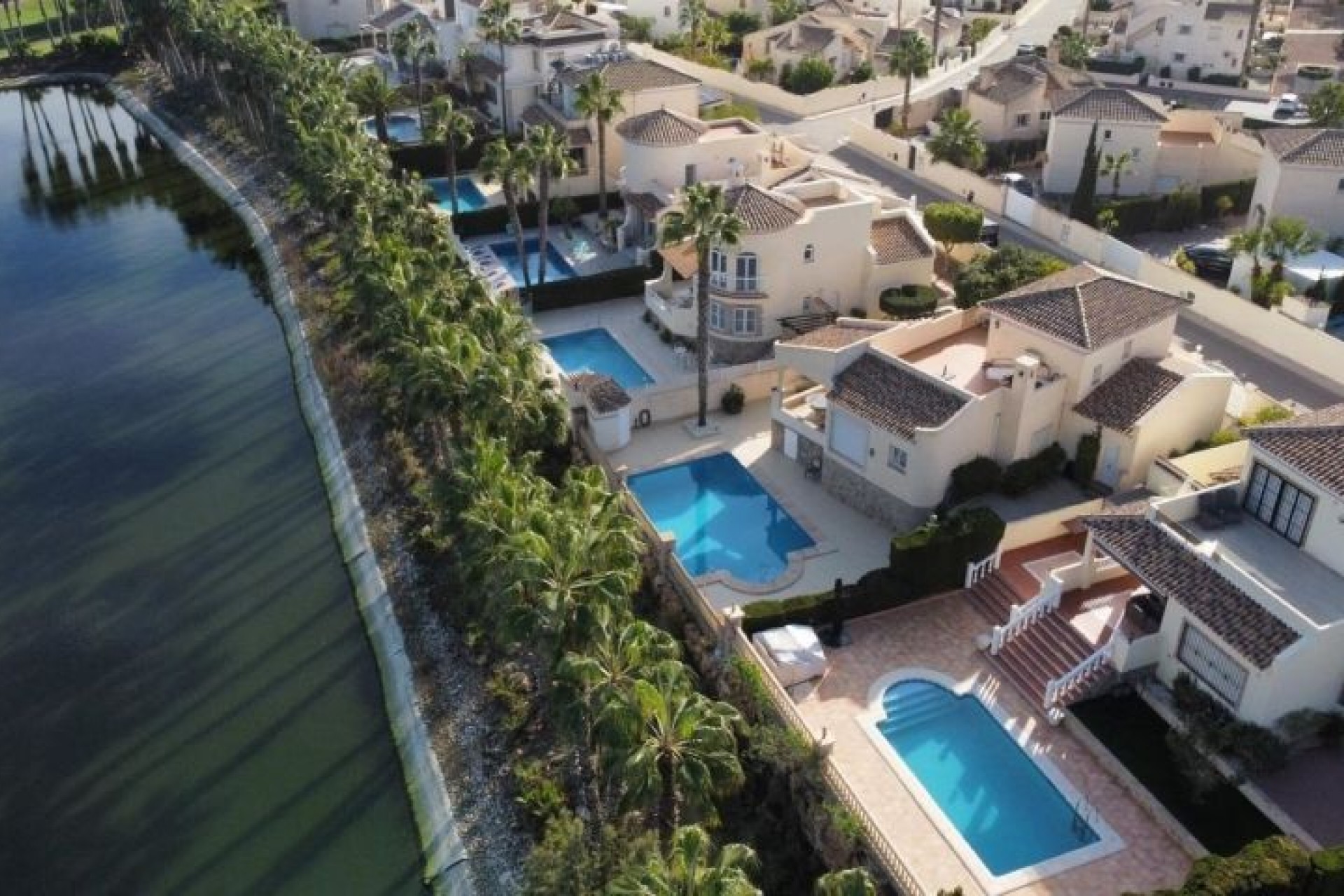 Resale - Chalet -
Orihuela Costa - Costa Blanca