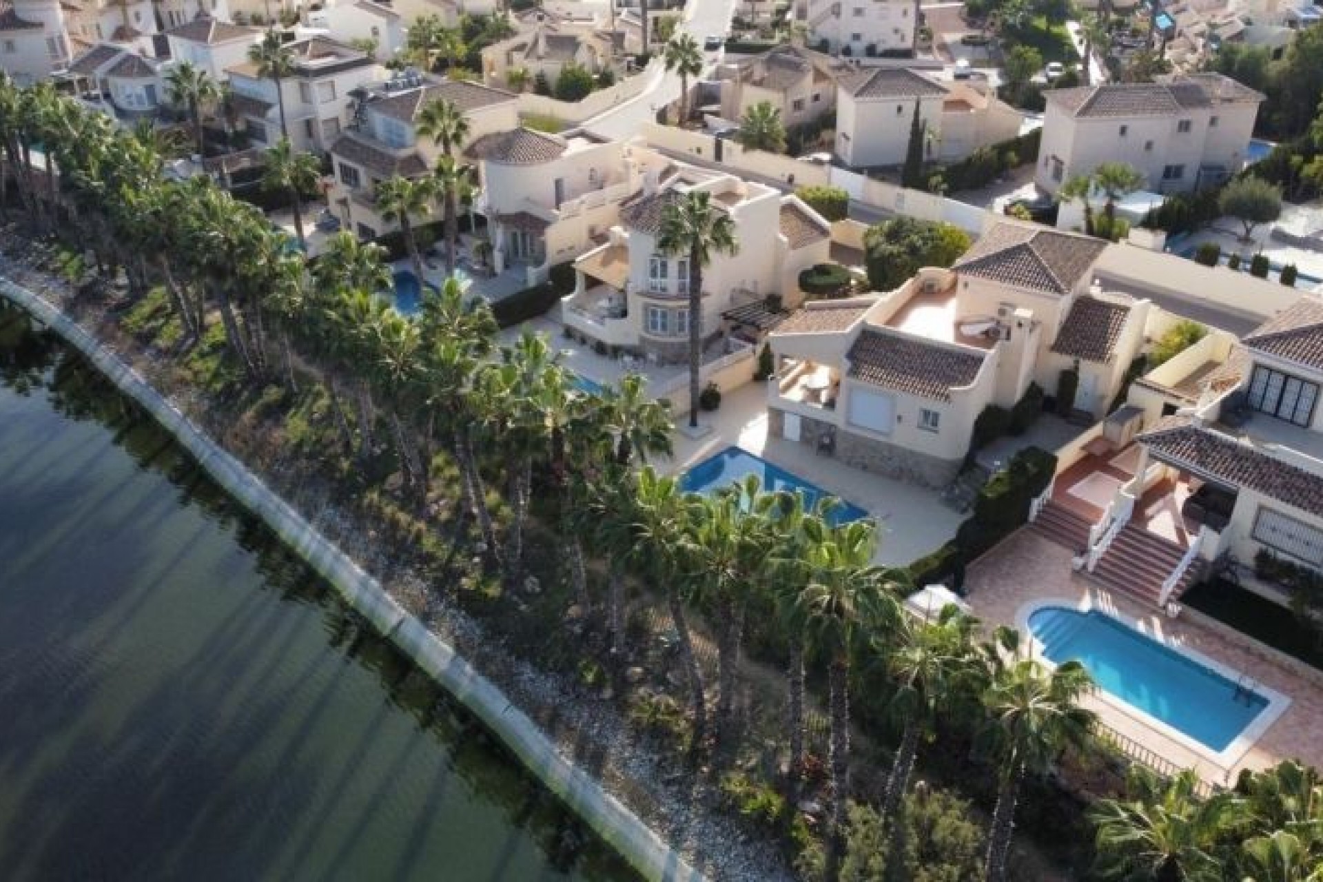 Resale - Chalet -
Orihuela Costa - Costa Blanca