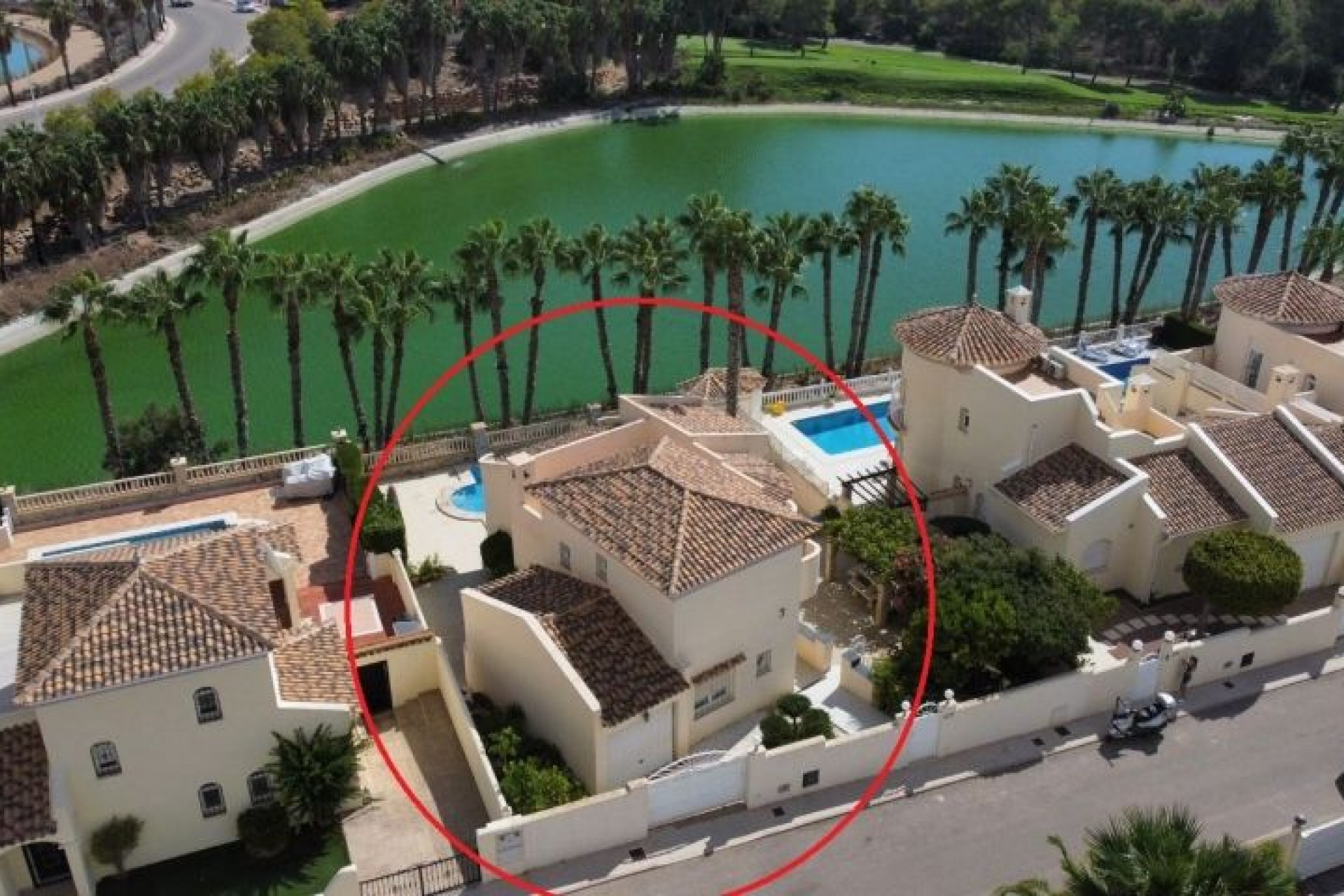 Resale - Chalet -
Orihuela Costa - Costa Blanca