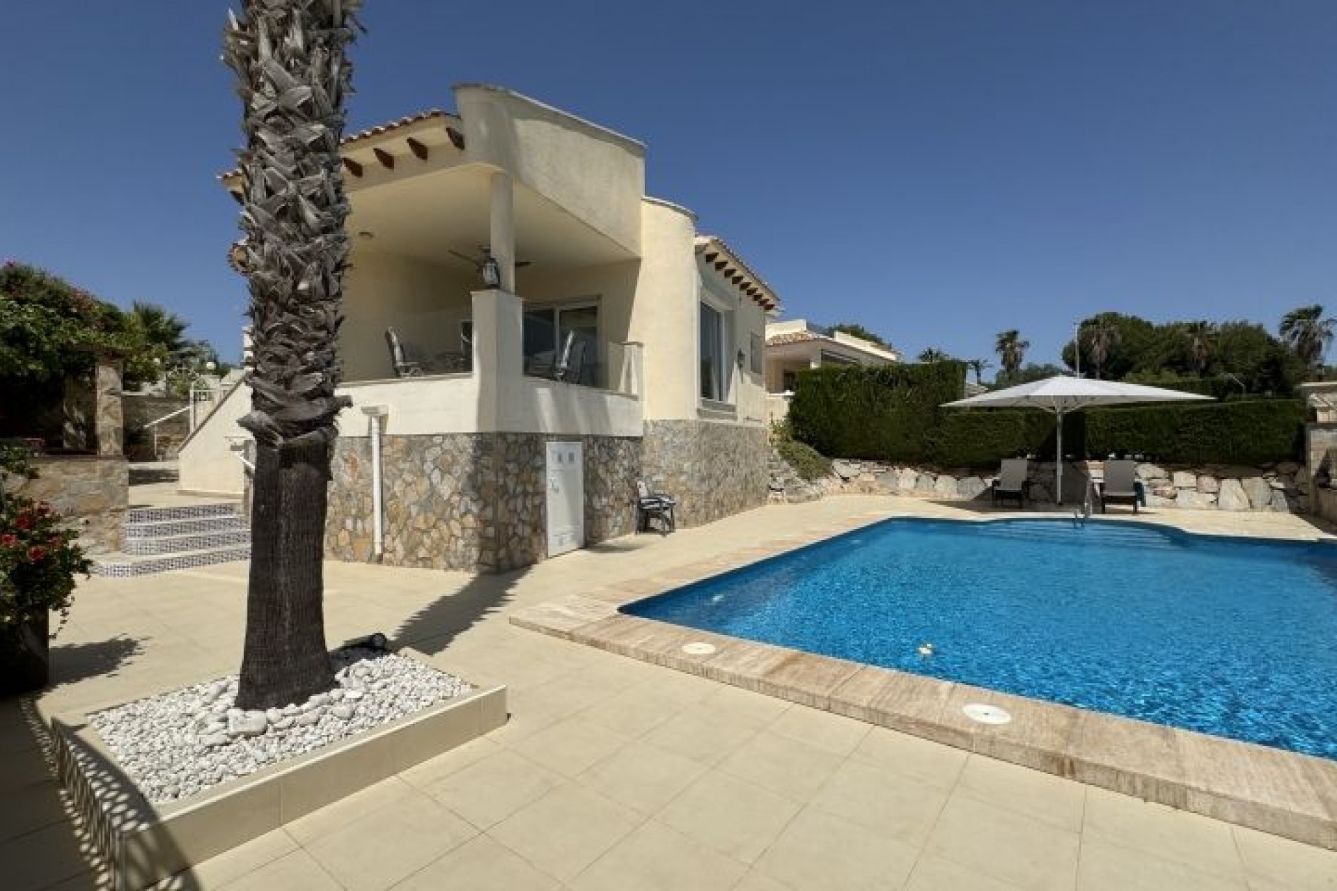 Resale - Chalet -
Orihuela Costa - Costa Blanca