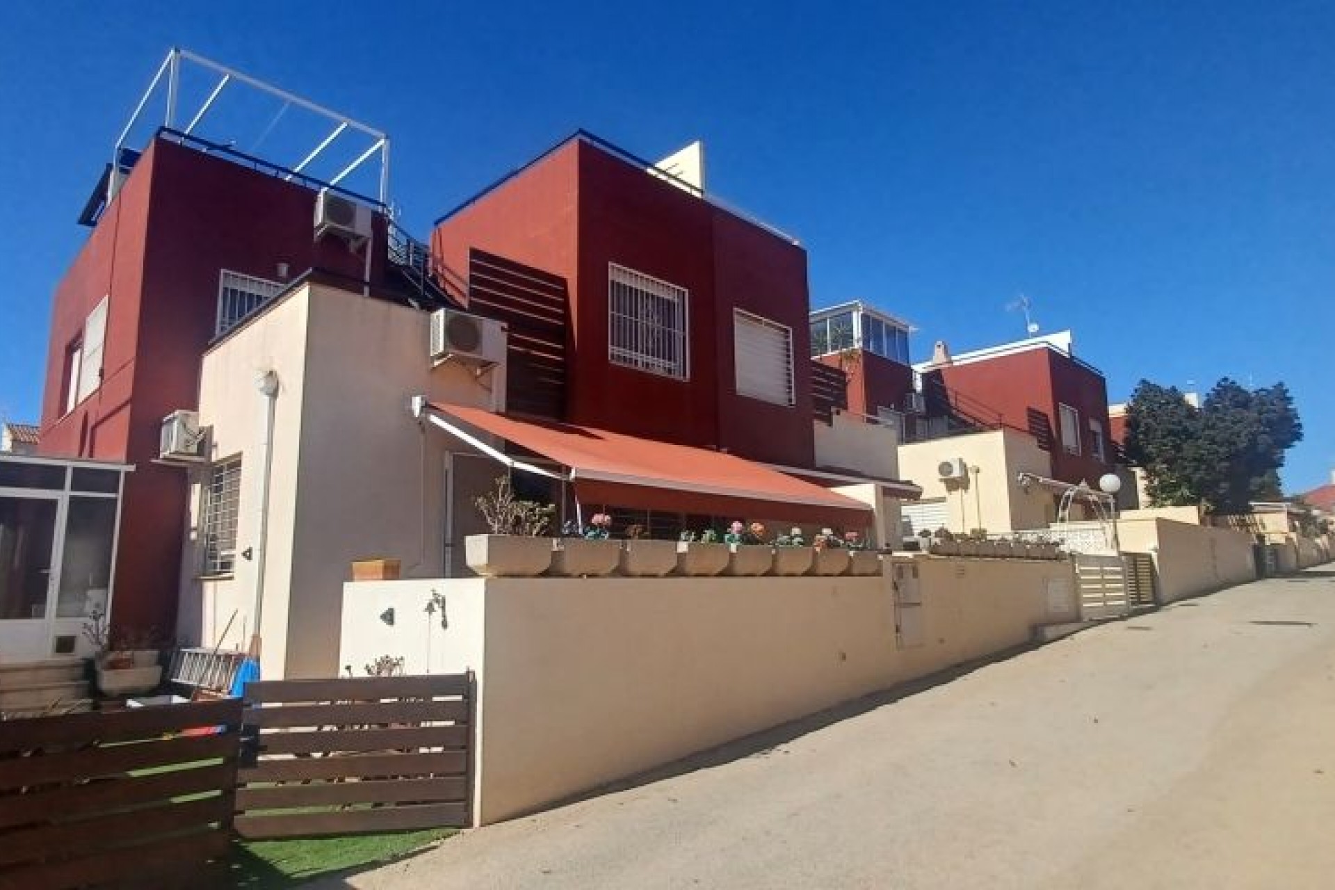 Resale - Chalet -
Orihuela Costa - Costa Blanca