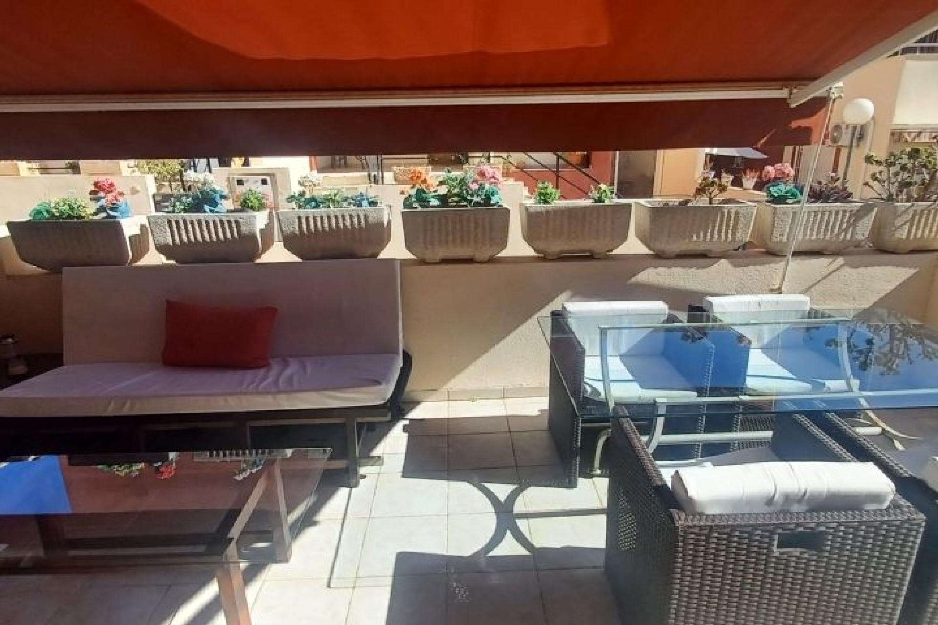 Resale - Chalet -
Orihuela Costa - Costa Blanca