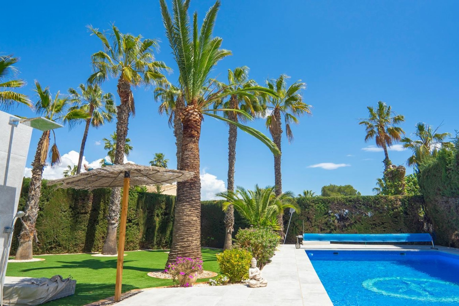 Resale - Chalet -
Orihuela Costa - Costa Blanca