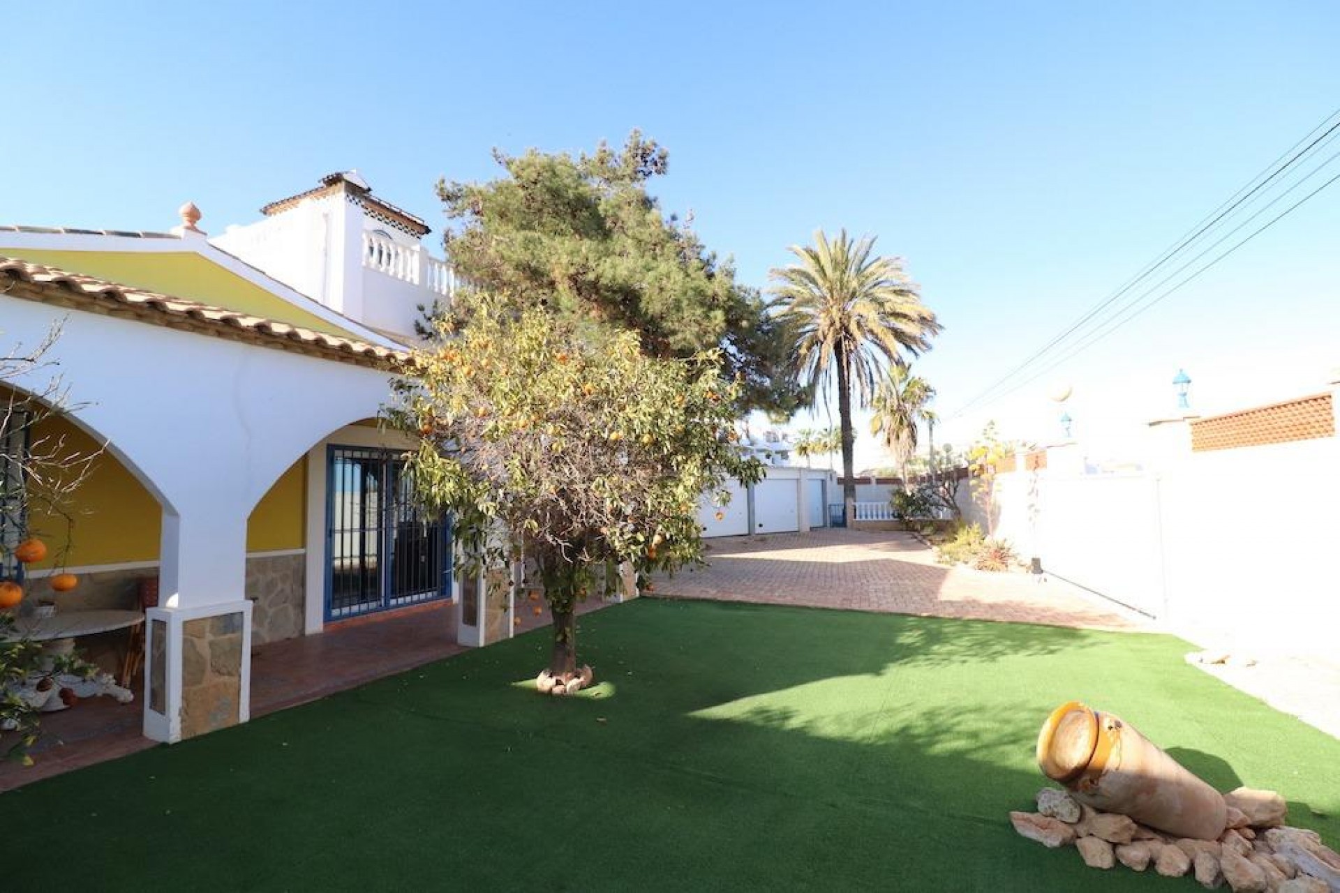 Resale - Chalet -
Orihuela Costa - Costa Blanca