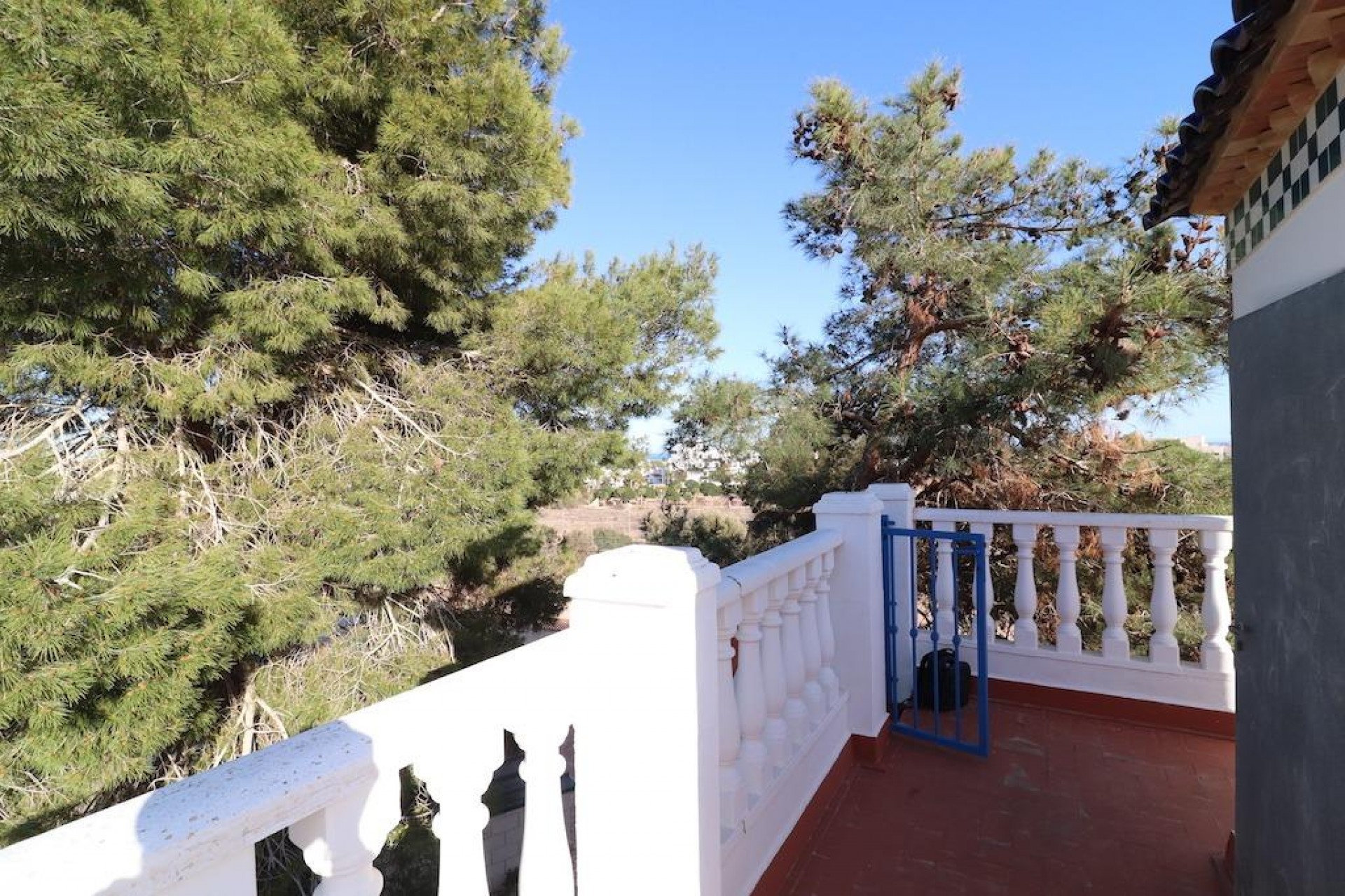 Resale - Chalet -
Orihuela Costa - Costa Blanca