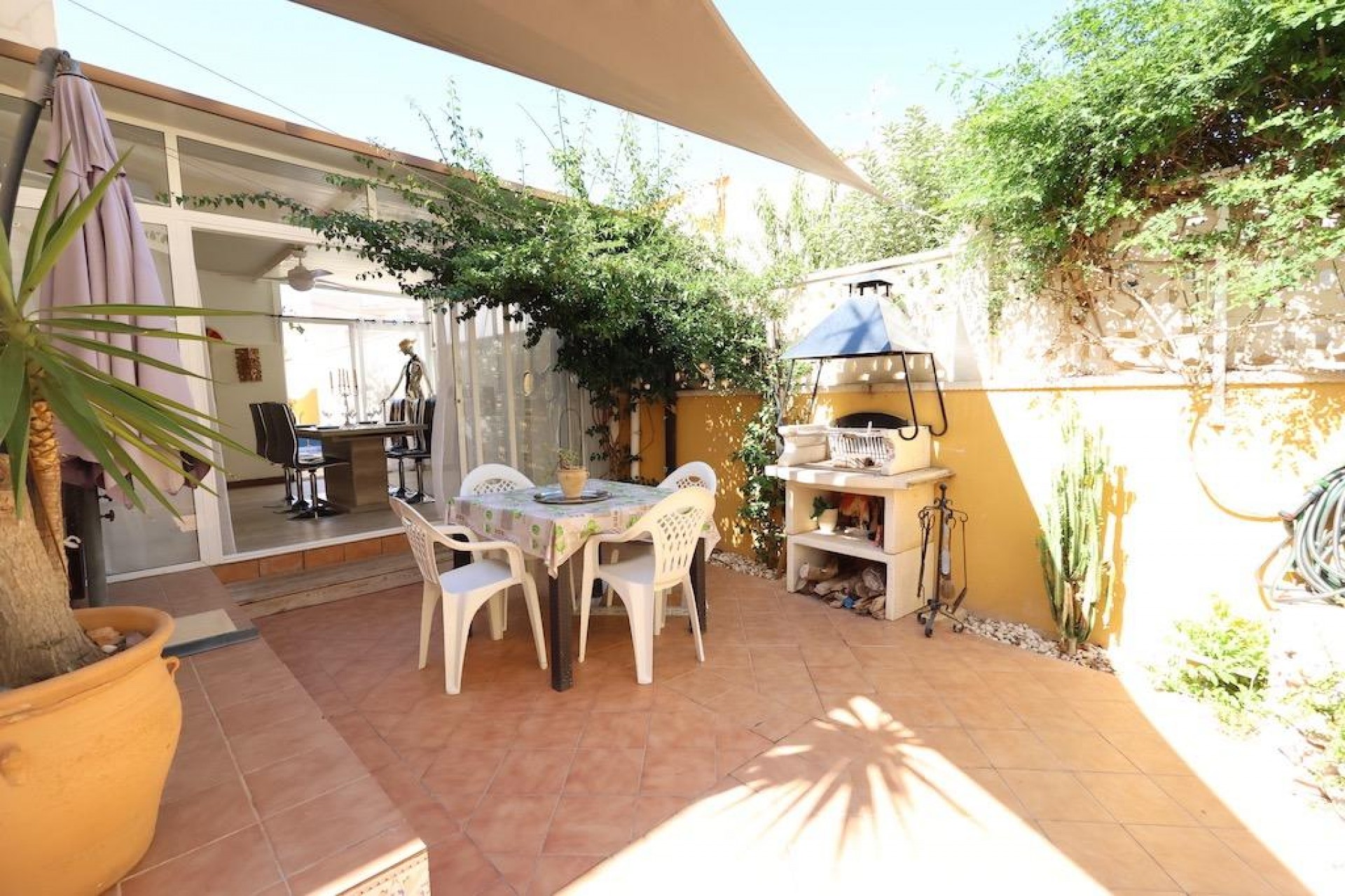 Resale - Chalet -
Orihuela Costa - Costa Blanca