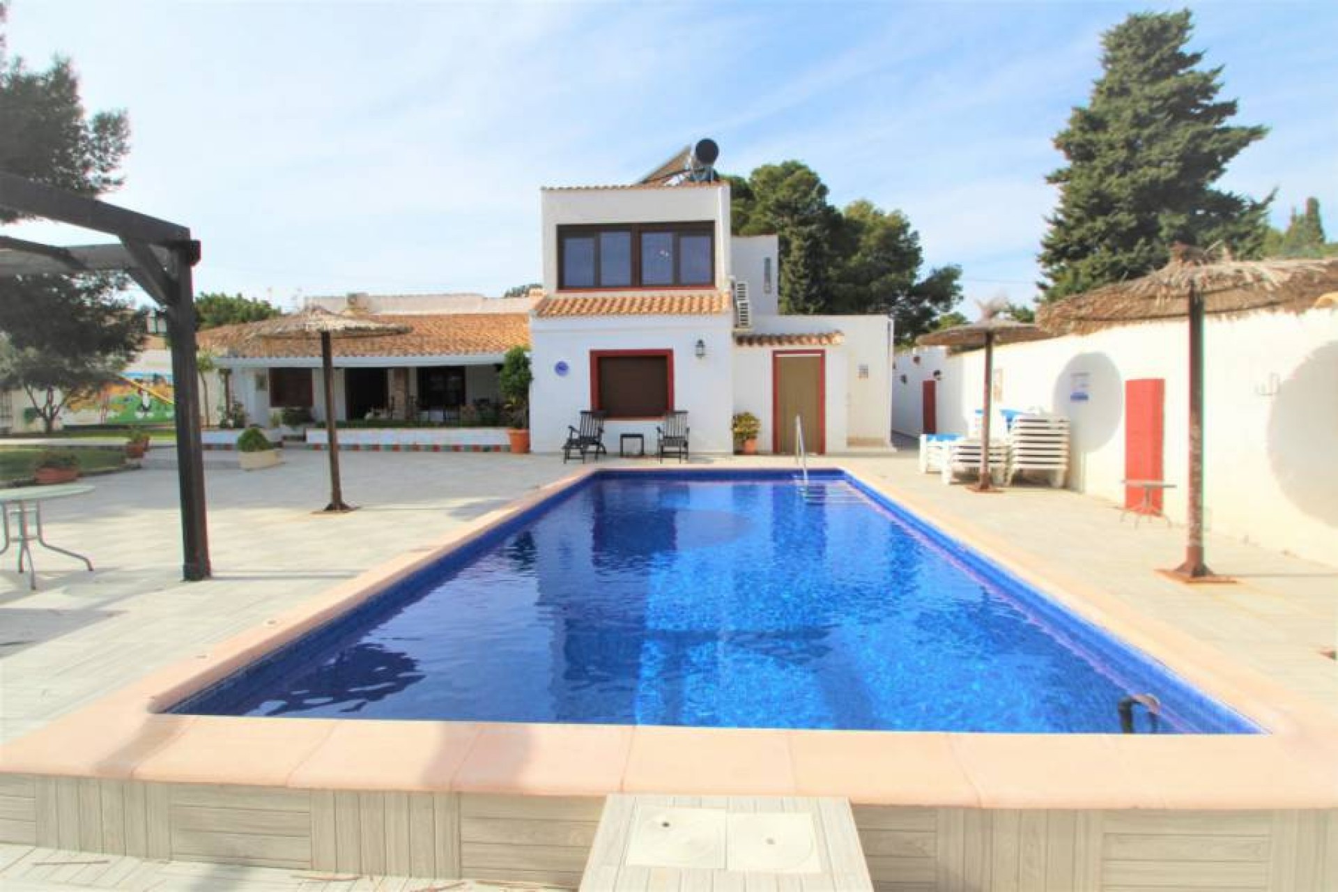 Resale - Chalet -
Orihuela Costa - Costa Blanca