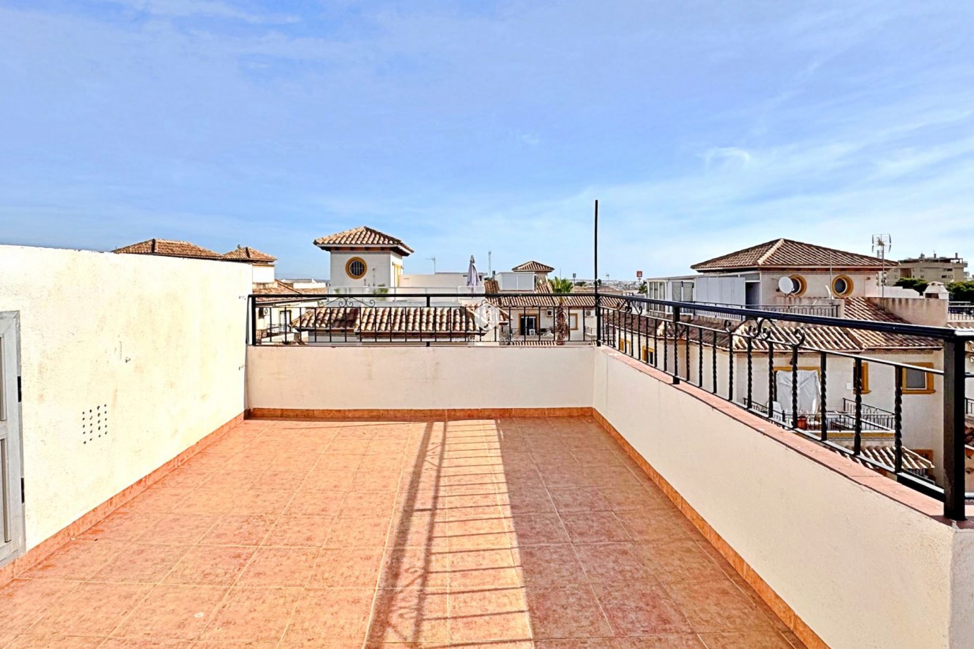 Resale - Chalet -
Orihuela Costa - Costa Blanca