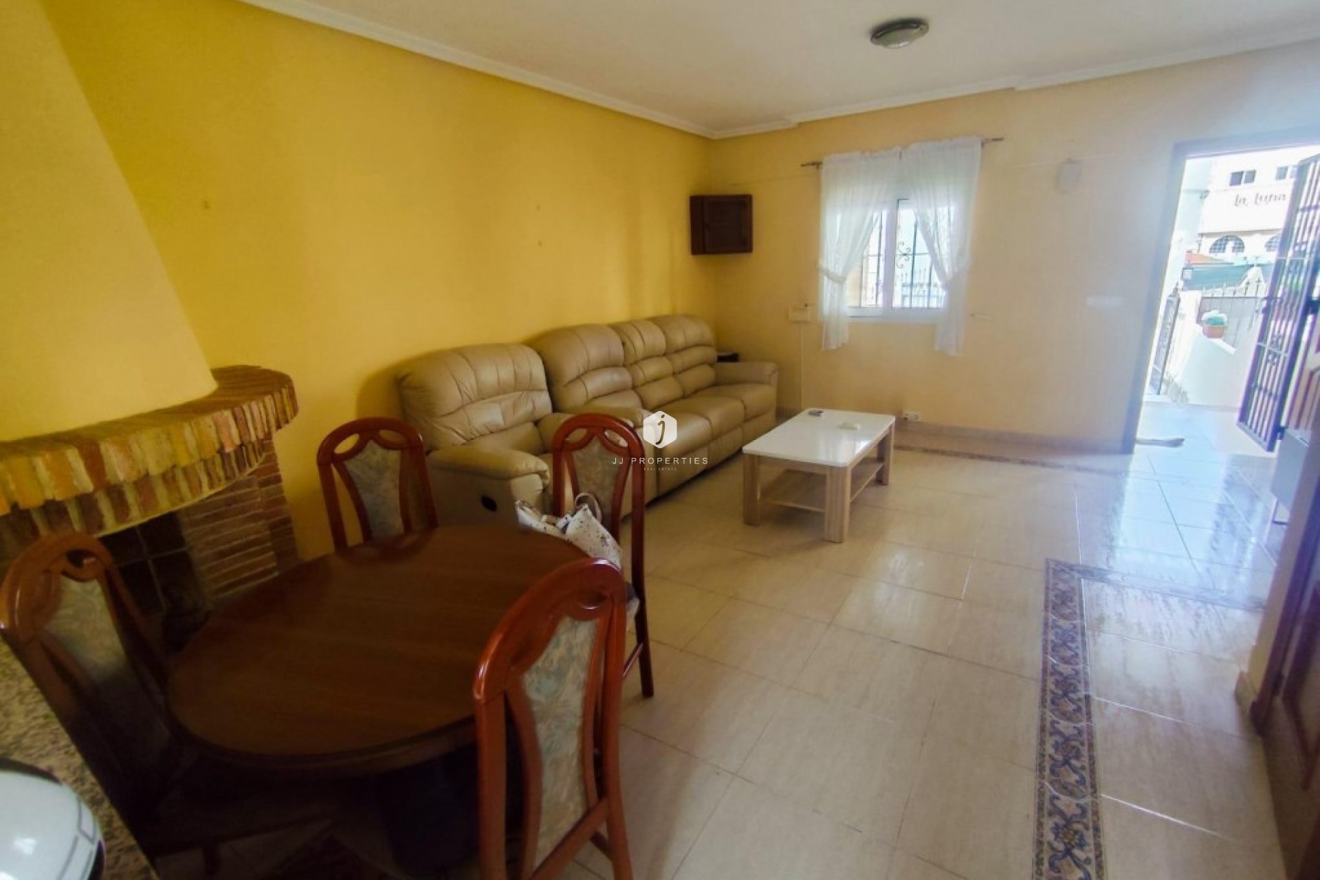 Resale - Chalet -
Orihuela Costa - Costa Blanca