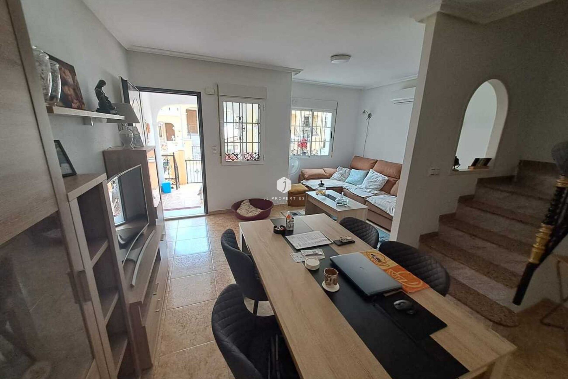 Resale - Chalet -
Orihuela Costa - Costa Blanca