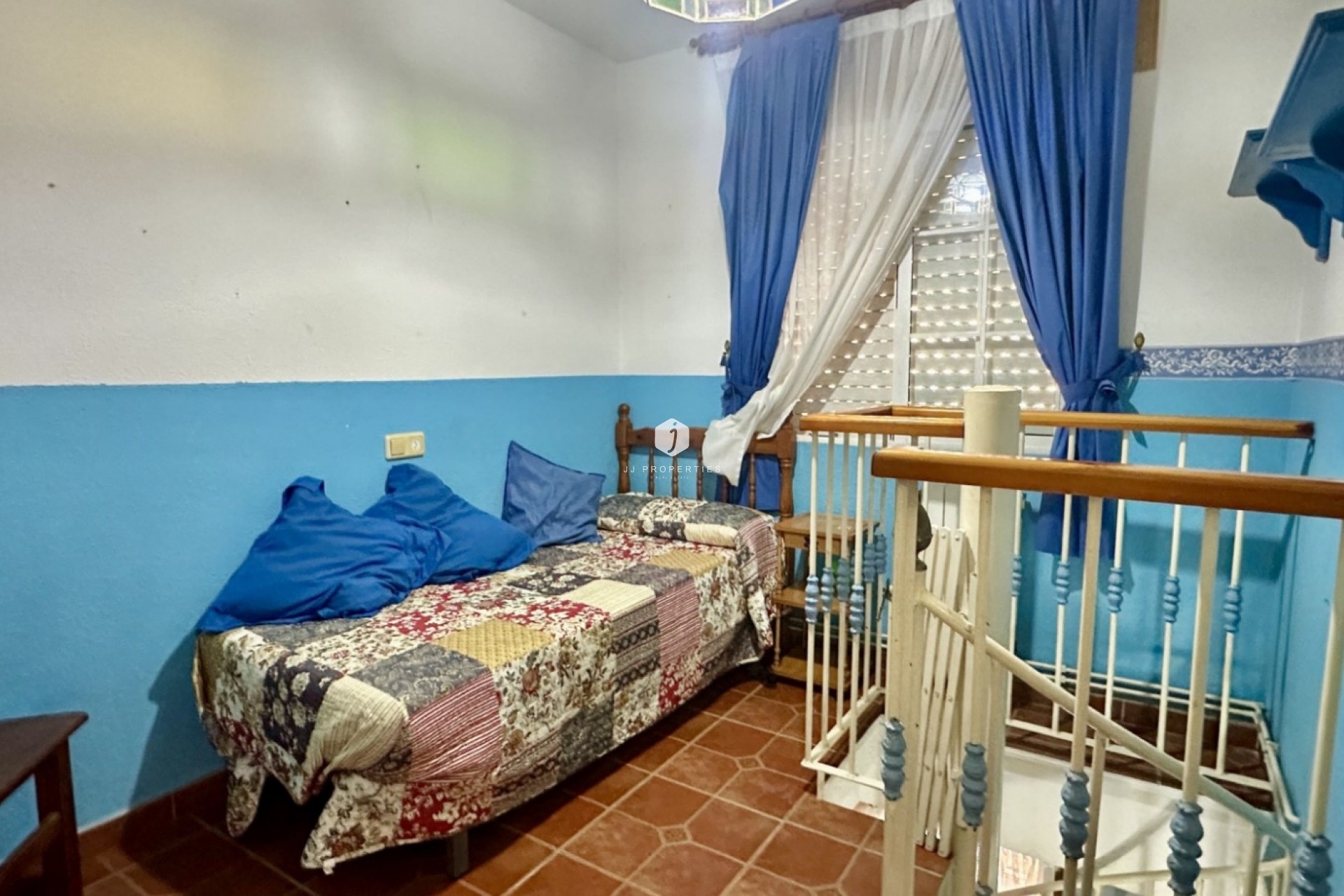 Resale - Chalet -
Orihuela Costa - Costa Blanca