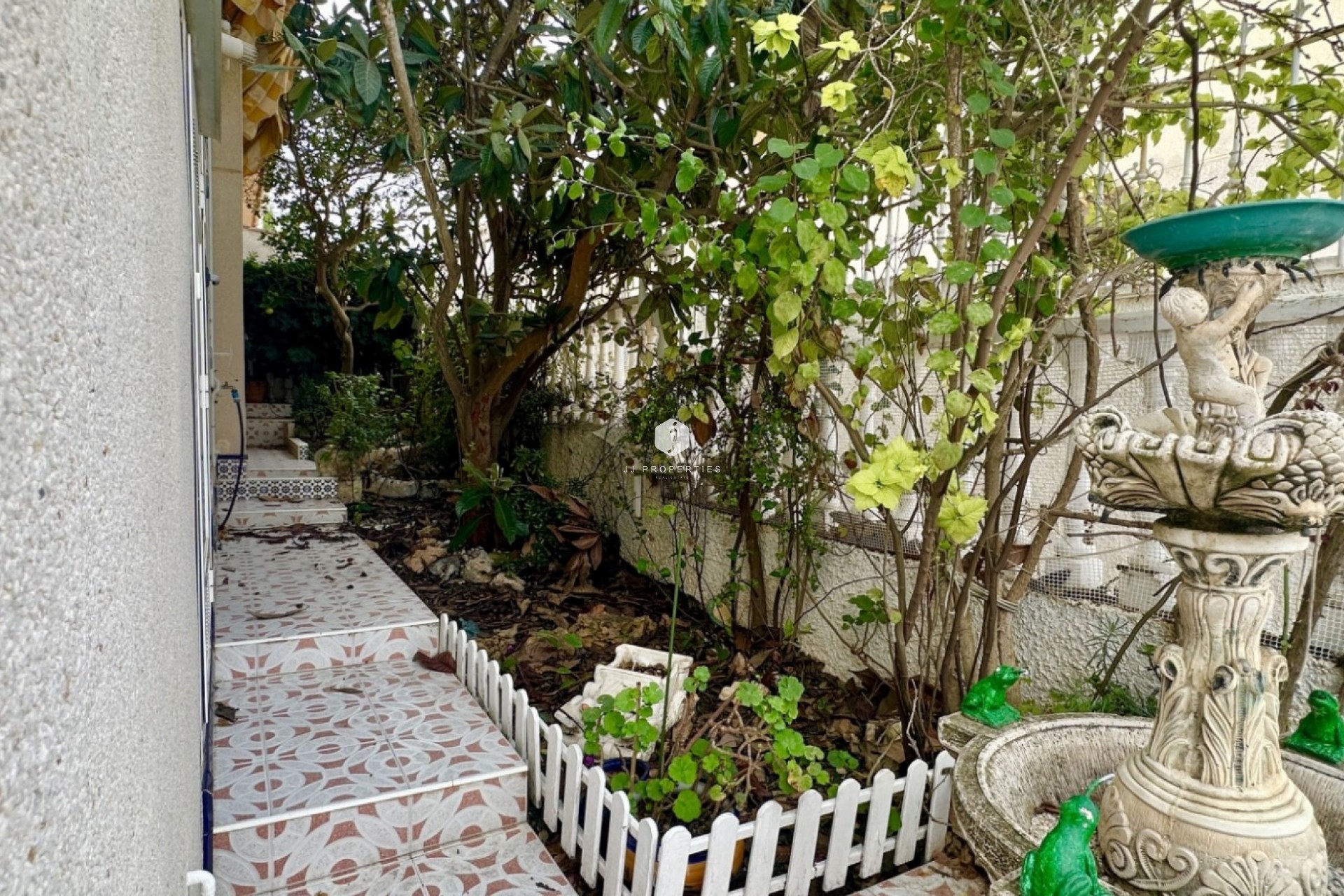 Resale - Chalet -
Orihuela Costa - Costa Blanca