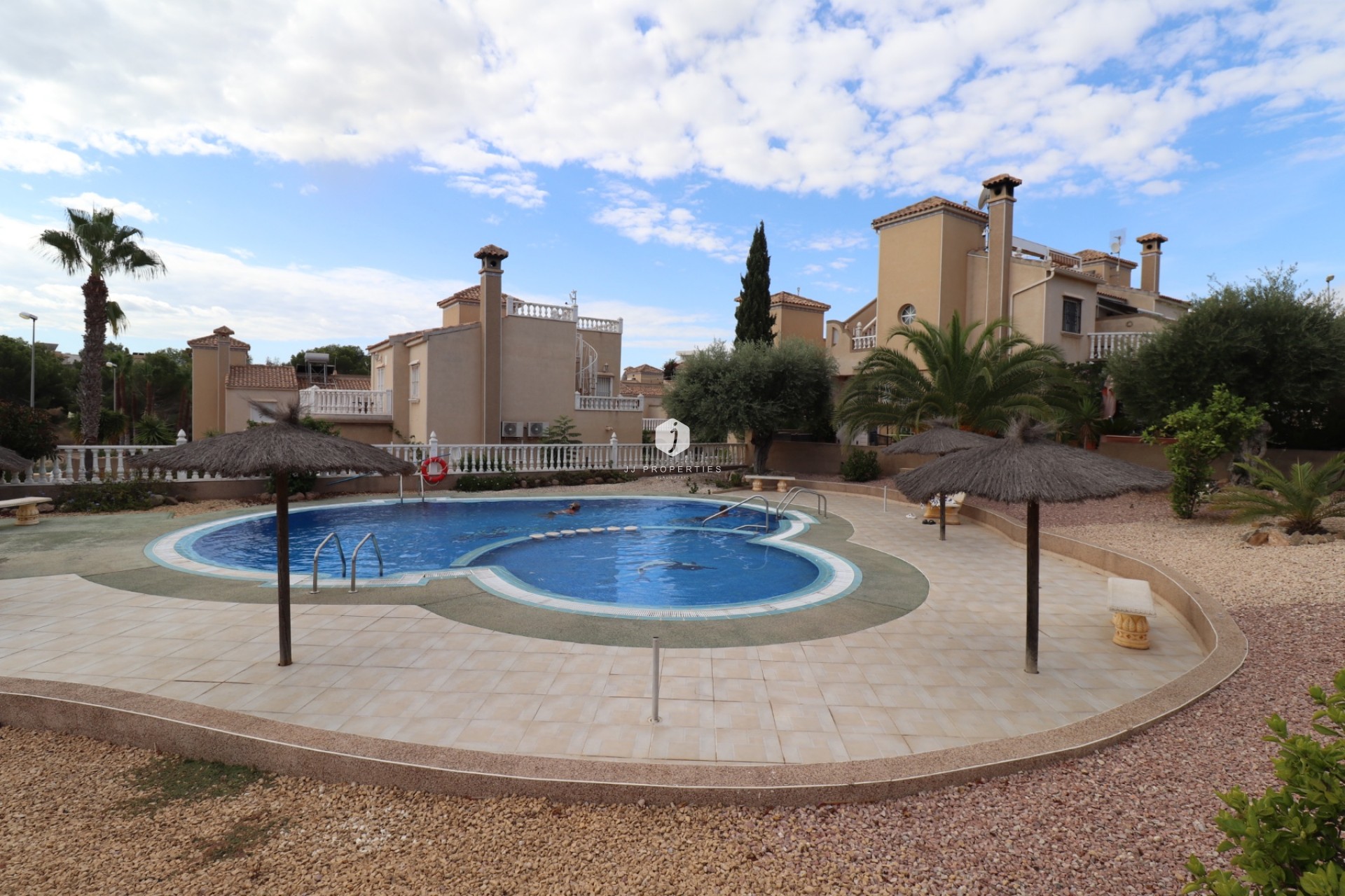 Resale - Chalet -
Orihuela Costa - Costa Blanca