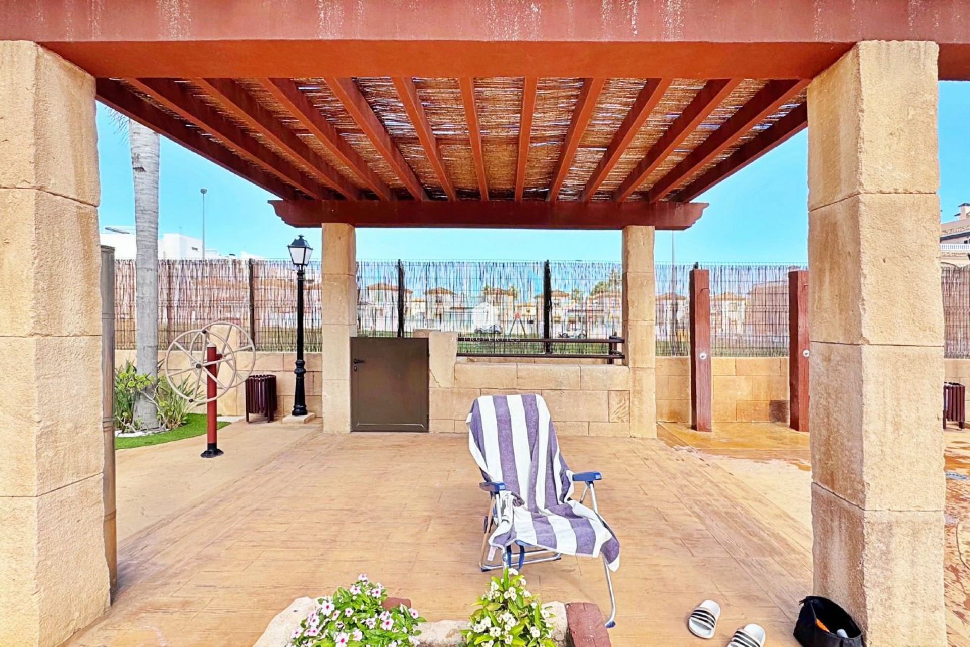 Resale - Chalet -
Orihuela Costa - Costa Blanca