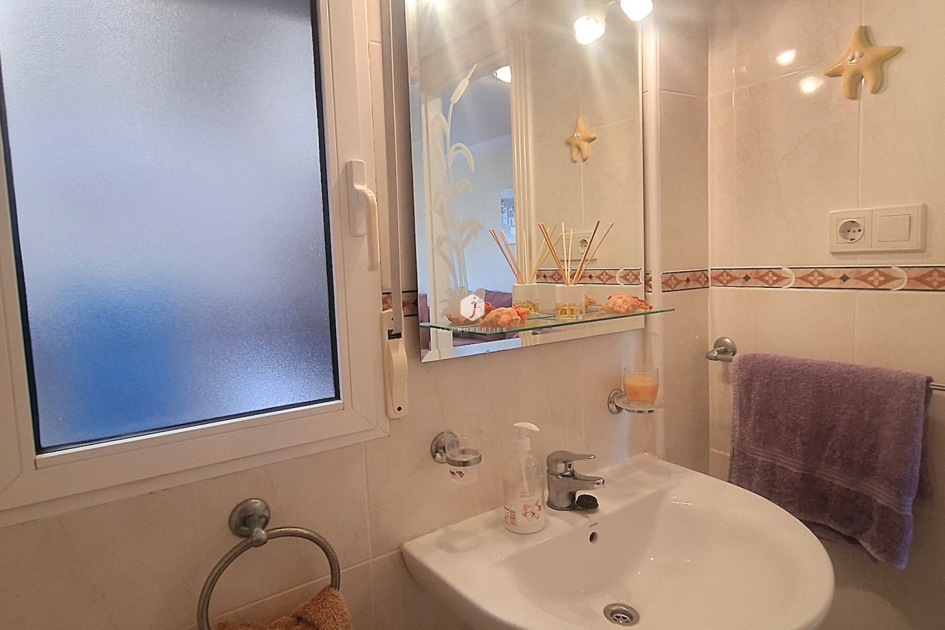 Resale - Chalet -
Orihuela Costa - Costa Blanca