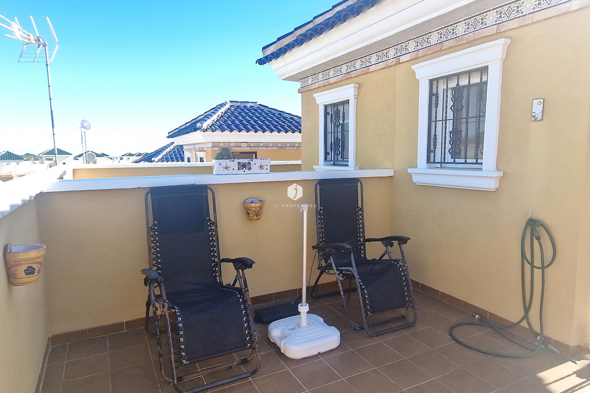 Resale - Chalet -
Orihuela Costa - Costa Blanca