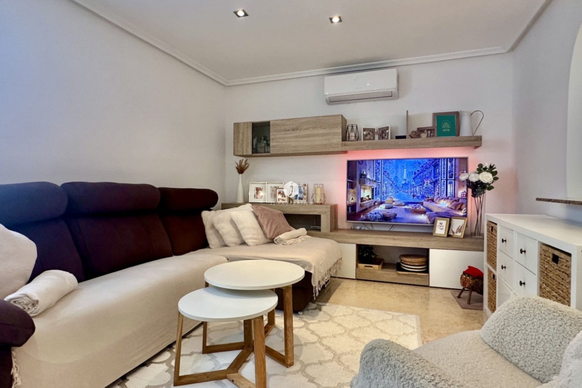 Resale - Chalet -
Orihuela Costa - Costa Blanca