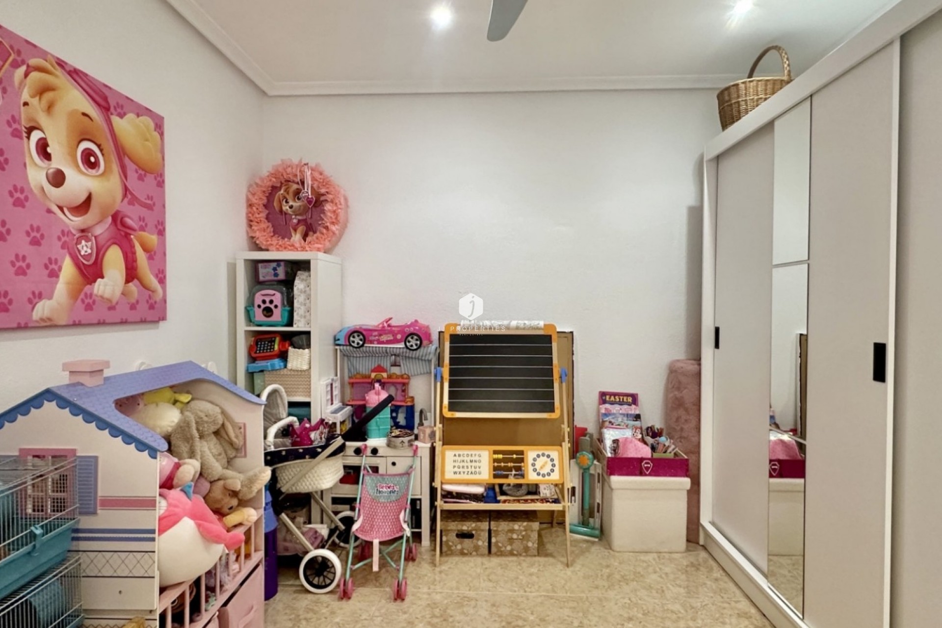 Resale - Chalet -
Orihuela Costa - Costa Blanca