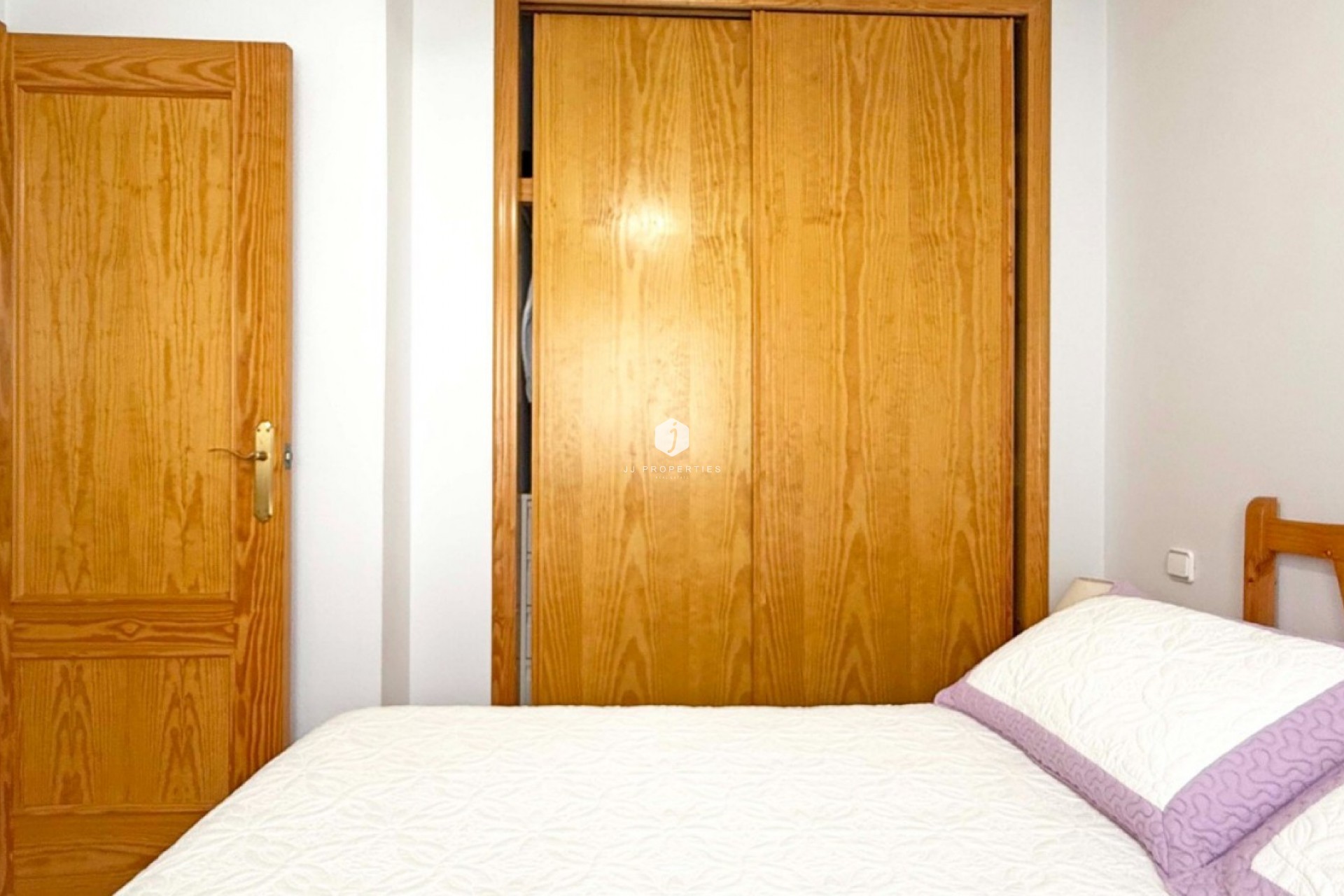 Resale - Chalet -
Orihuela Costa - Costa Blanca