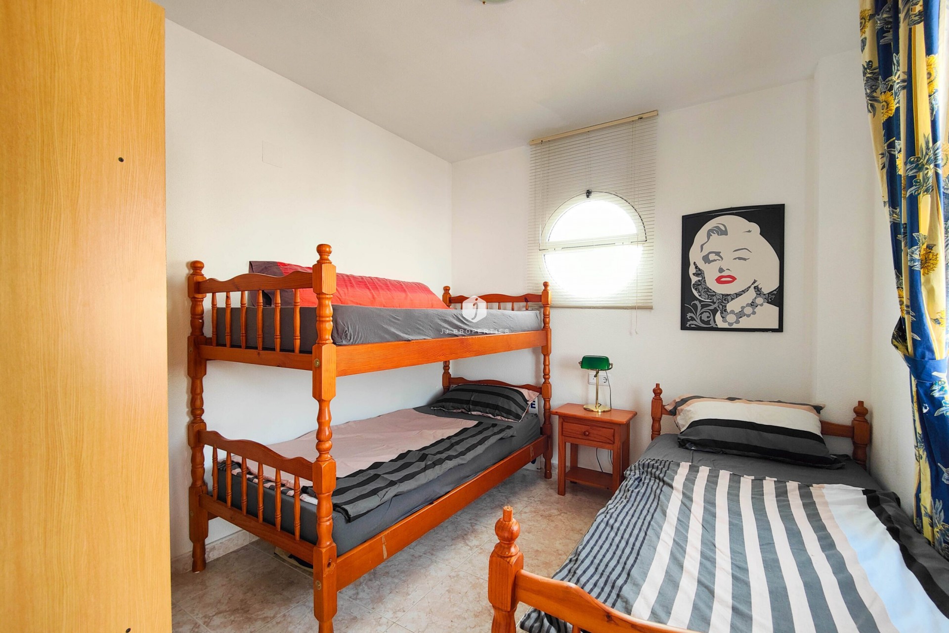 Resale - Chalet -
Orihuela Costa - Costa Blanca