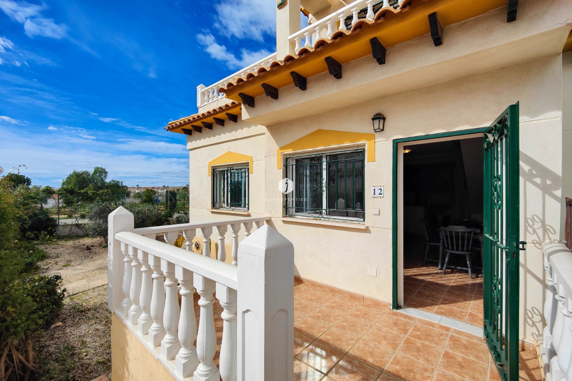 Resale - Chalet -
Orihuela Costa - Costa Blanca