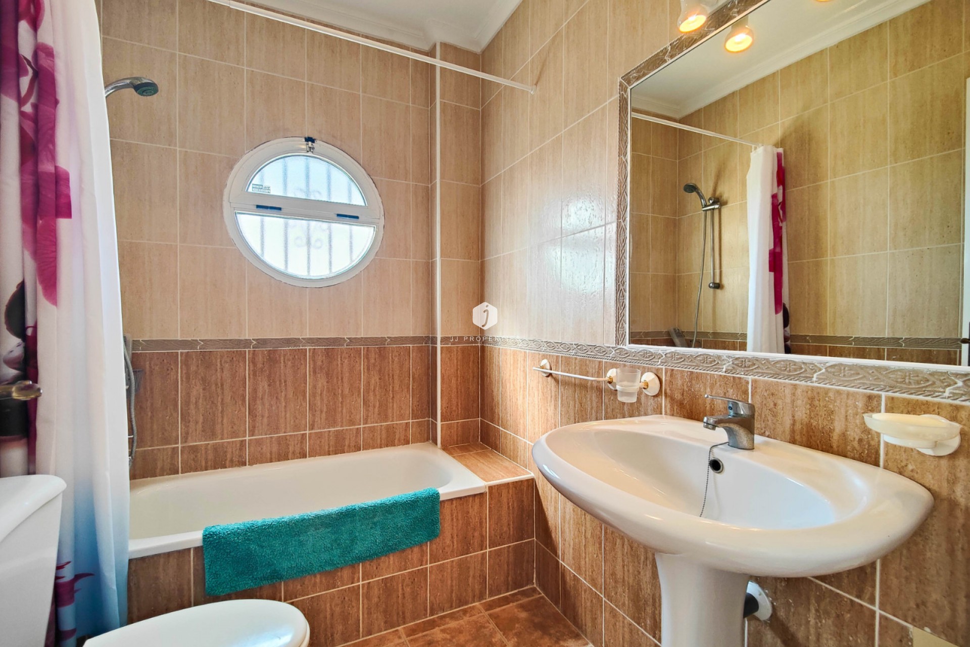 Resale - Chalet -
Orihuela Costa - Costa Blanca