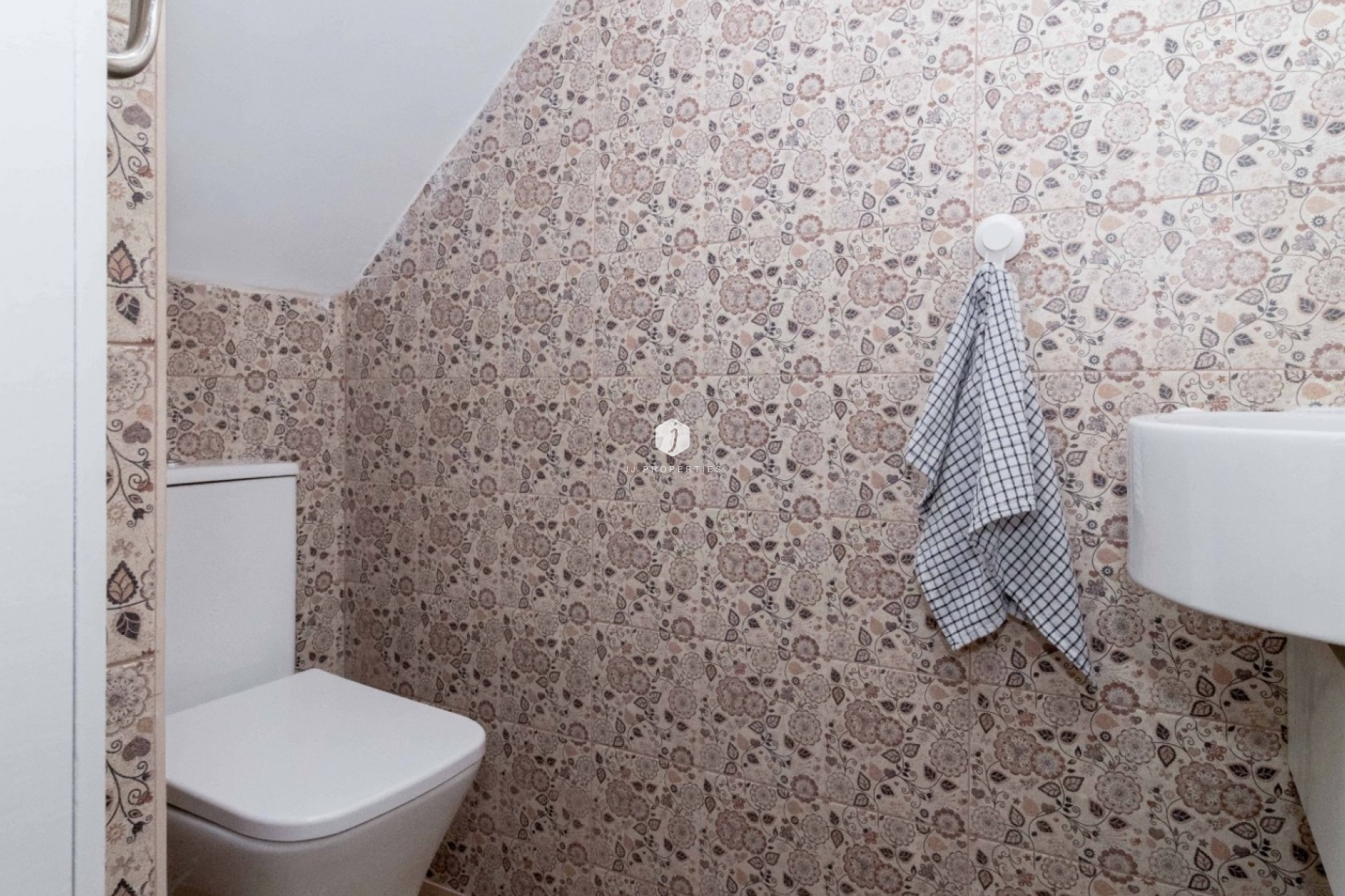 Resale - Chalet -
Orihuela Costa - Costa Blanca