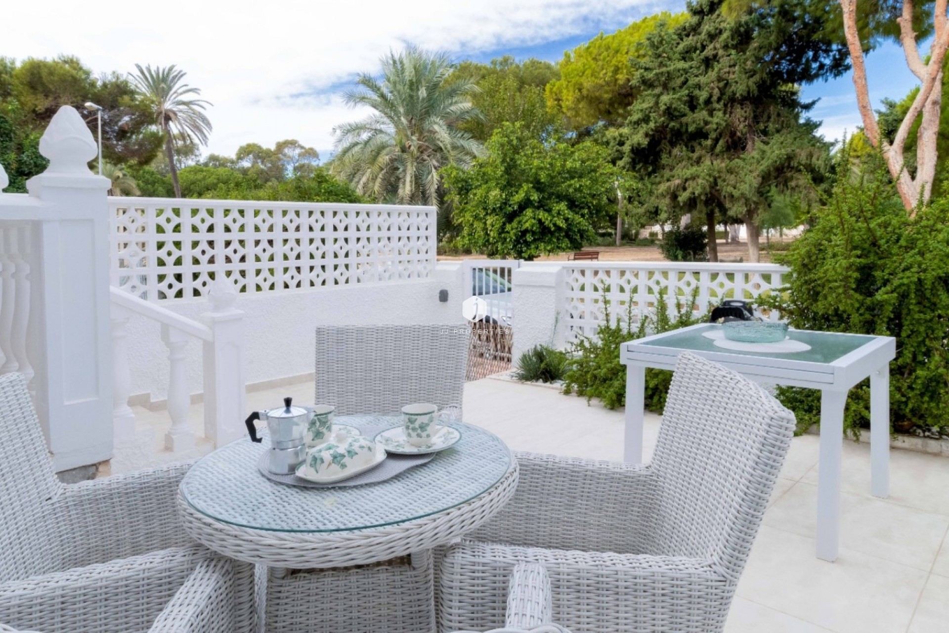 Resale - Chalet -
Orihuela Costa - Costa Blanca