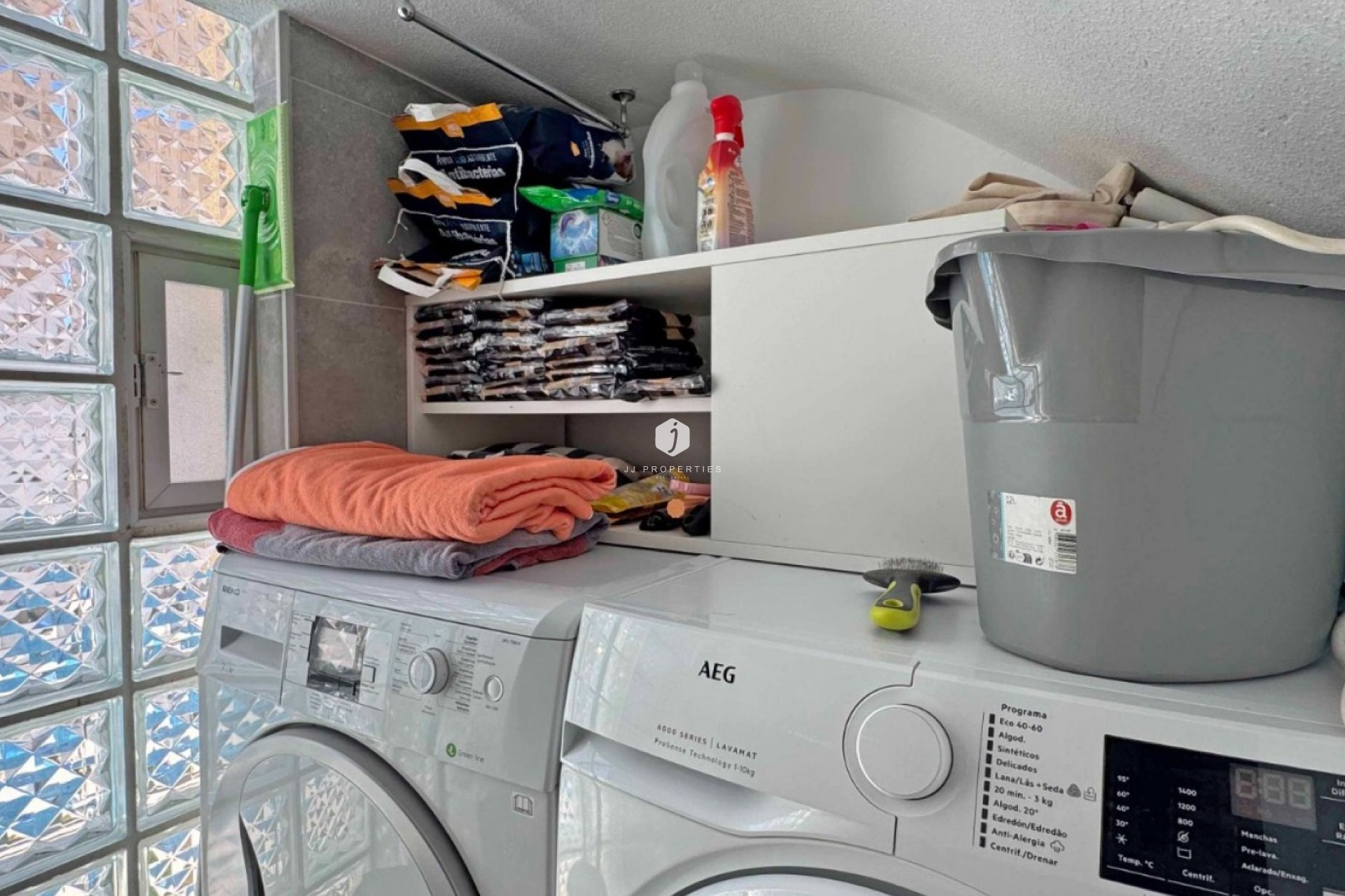 Resale - Chalet -
Orihuela Costa - Costa Blanca